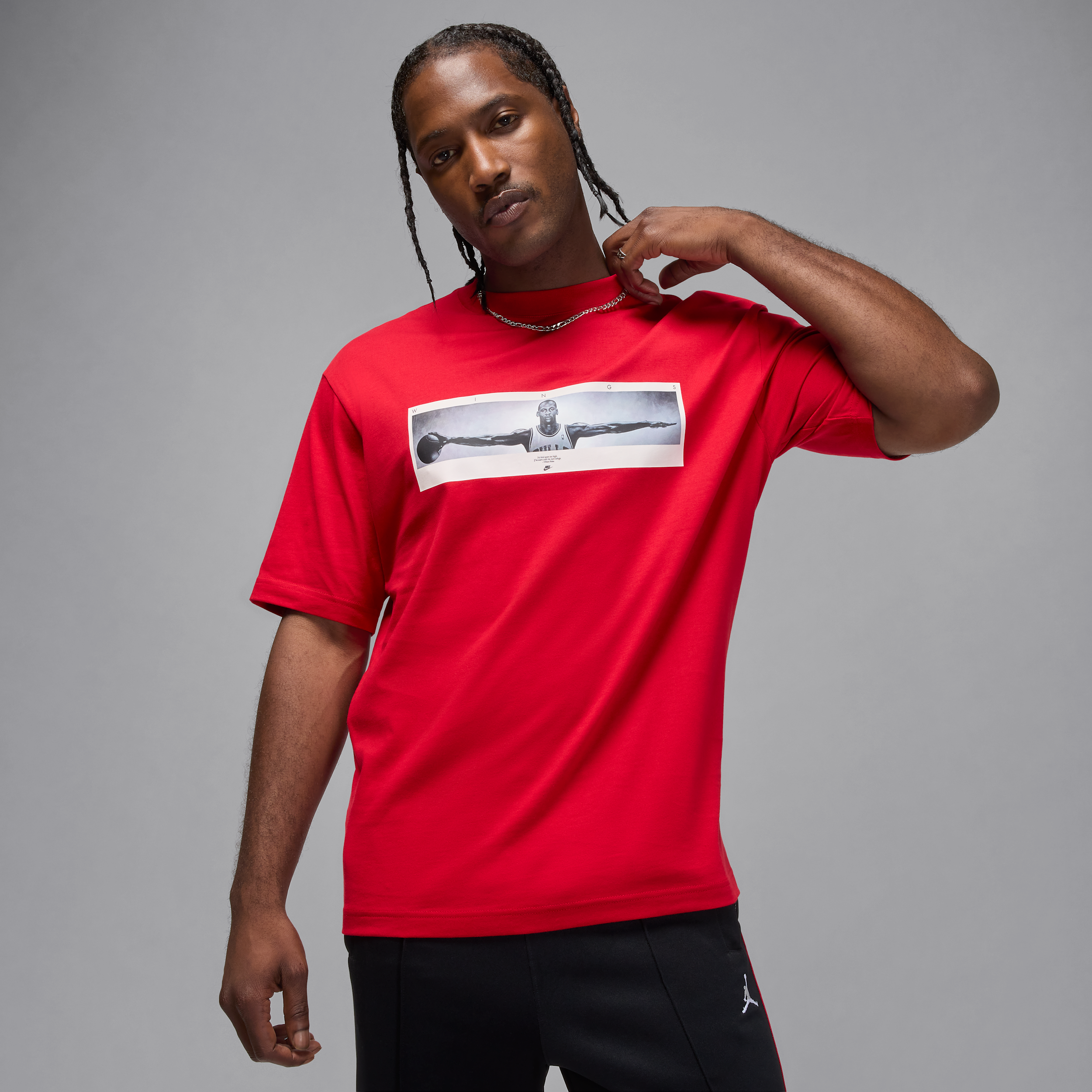 【ナイキ(NIKE)公式ストア】ジョーダン メンズ フォト Tシャツ IF5617-687 レッド 【ナイキ(NIKE)公式ストア】ジョーダン メンズ フォト Tシャツ IF5617-687 レッド