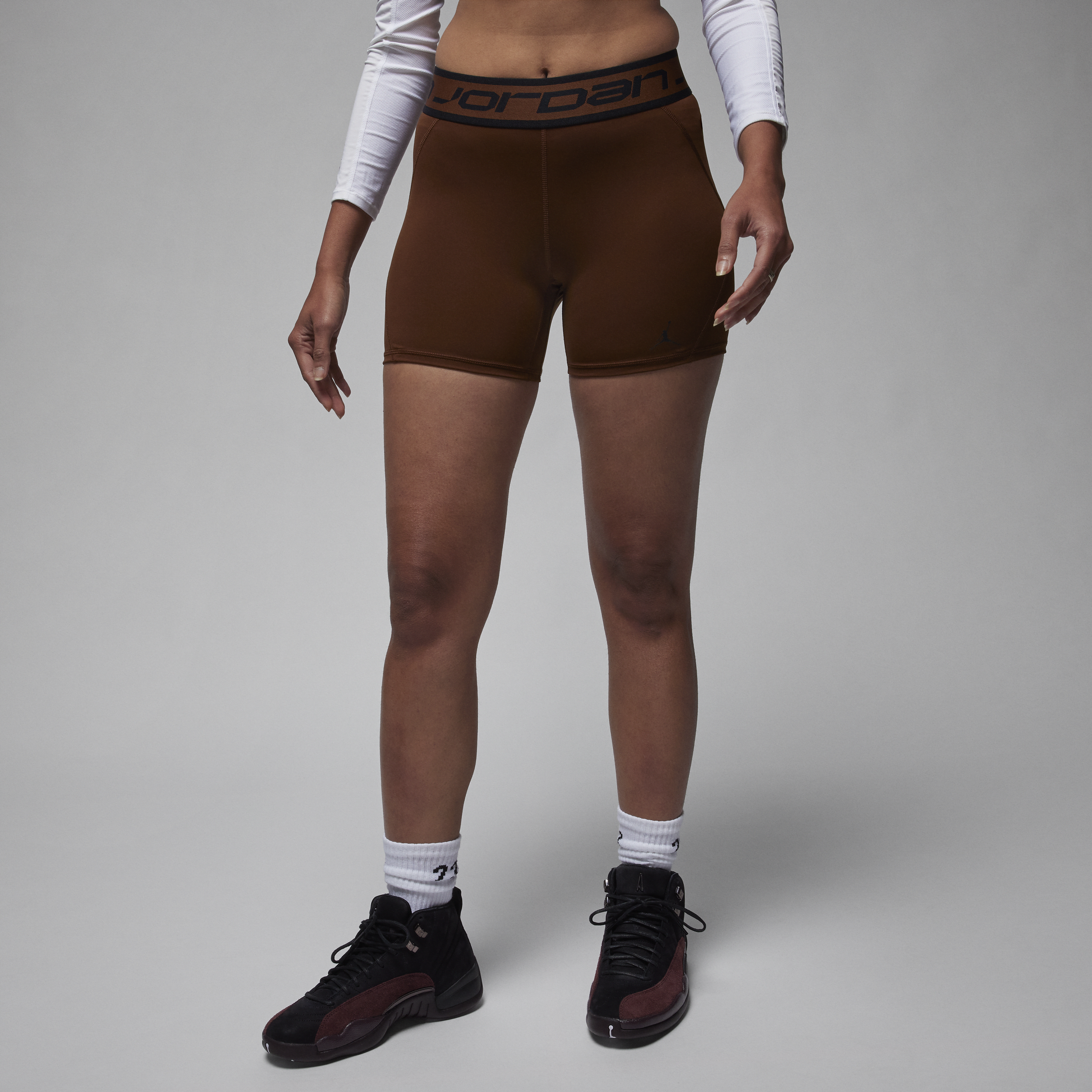 Jordan Sport damesshorts (13 cm) - Bruin