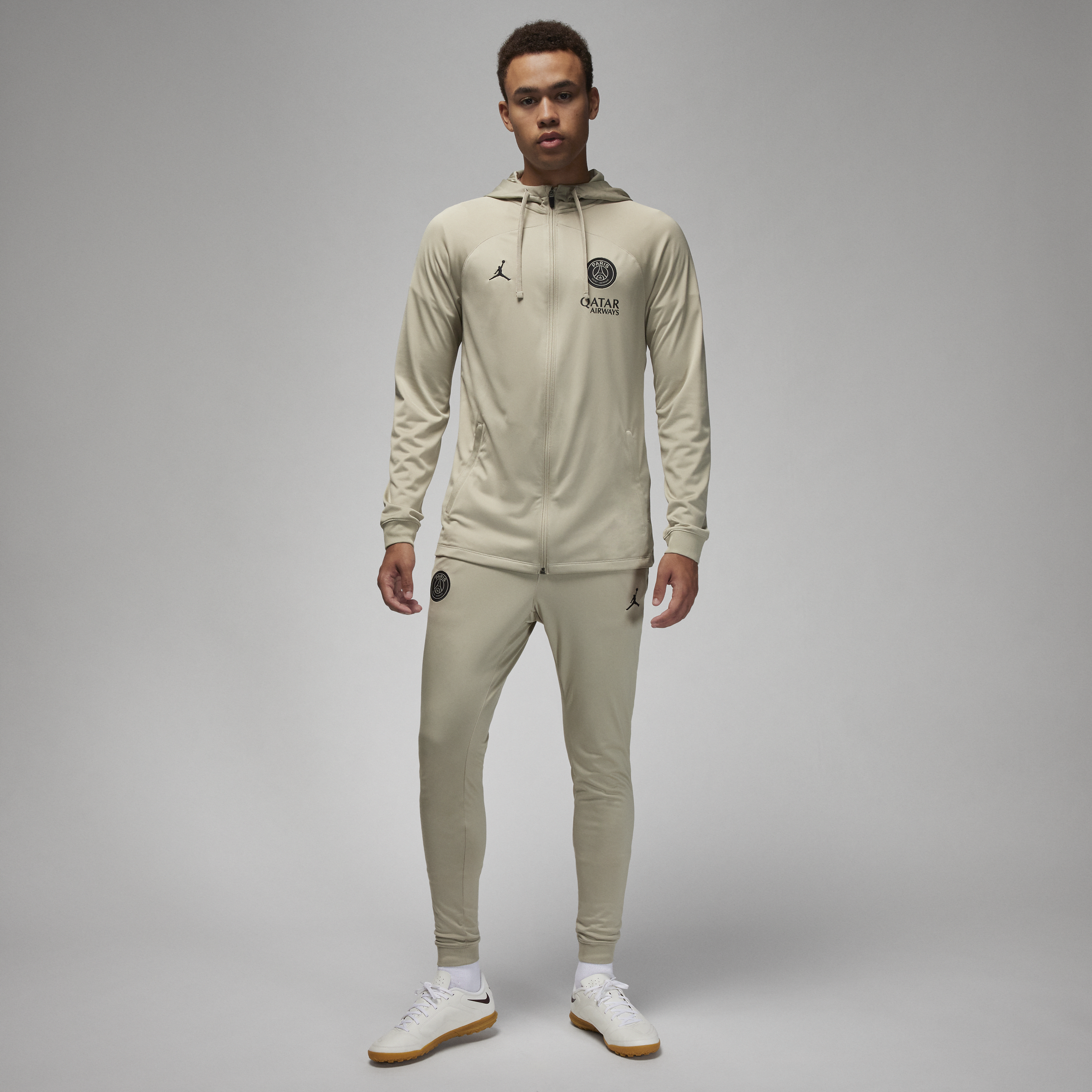 Nike Maskinstrikket Paris Saint-Germain Strike Third Jordan Dri-FIT-fodboldtracksuit med hætte til mænd - brun