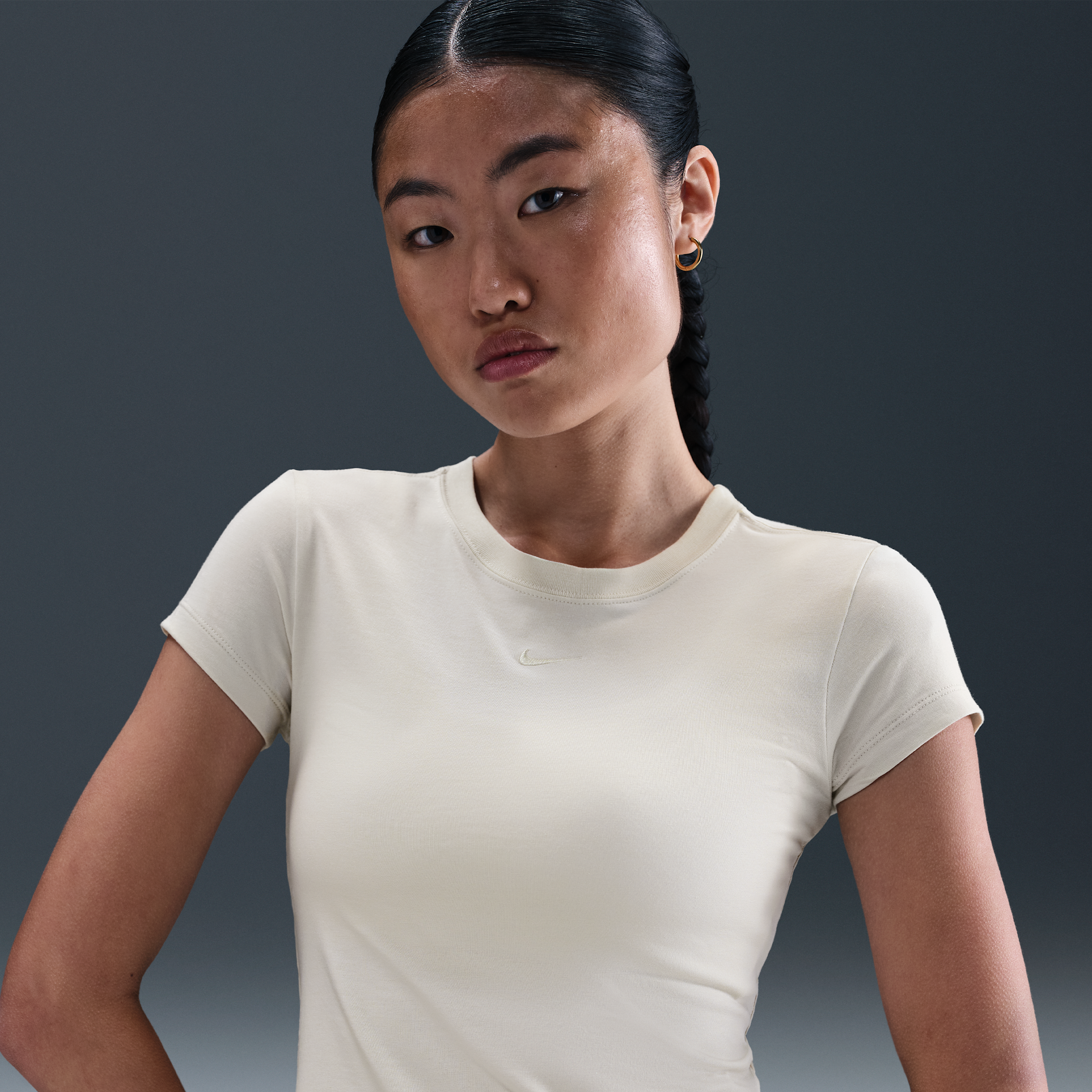 【ナイキ(NIKE)公式ストア】ナイキ スポーツウェア チル ニット ウィメンズ Tシャツ FV5509-072 グレー 【ナイキ(NIKE)公式ストア】ナイキ スポーツウェア チル ニット ウィメンズ Tシャツ FV5509-072 グレー