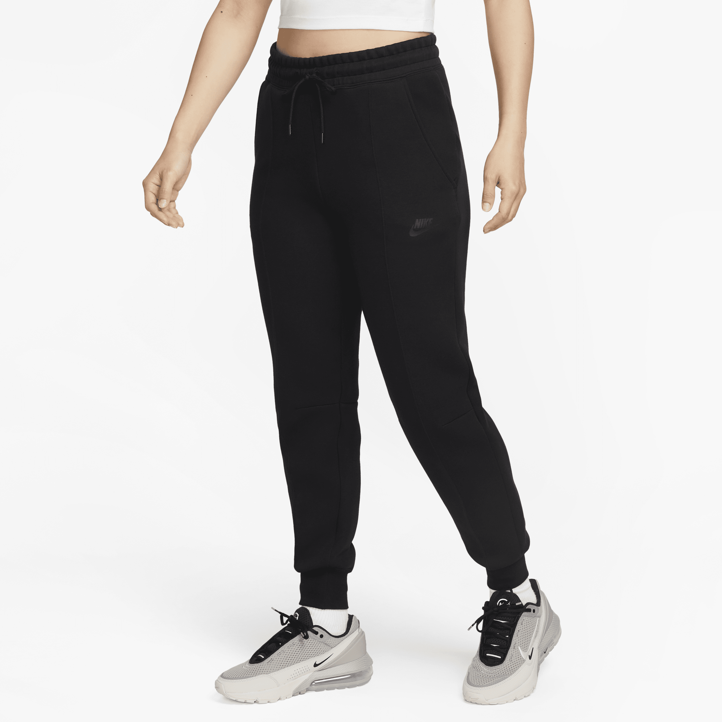 【ナイキ(NIKE)公式ストア】ナイキ スポーツウェア テック フリース ウィメンズ ミッドライズ ジョガーパンツ FB8331-010 ブラック 【ナイキ(NIKE)公式ストア】ナイキ スポーツウェア テック フリース ウィメンズ ミッドライズ ジョガーパンツ FB8331-010 ブラック