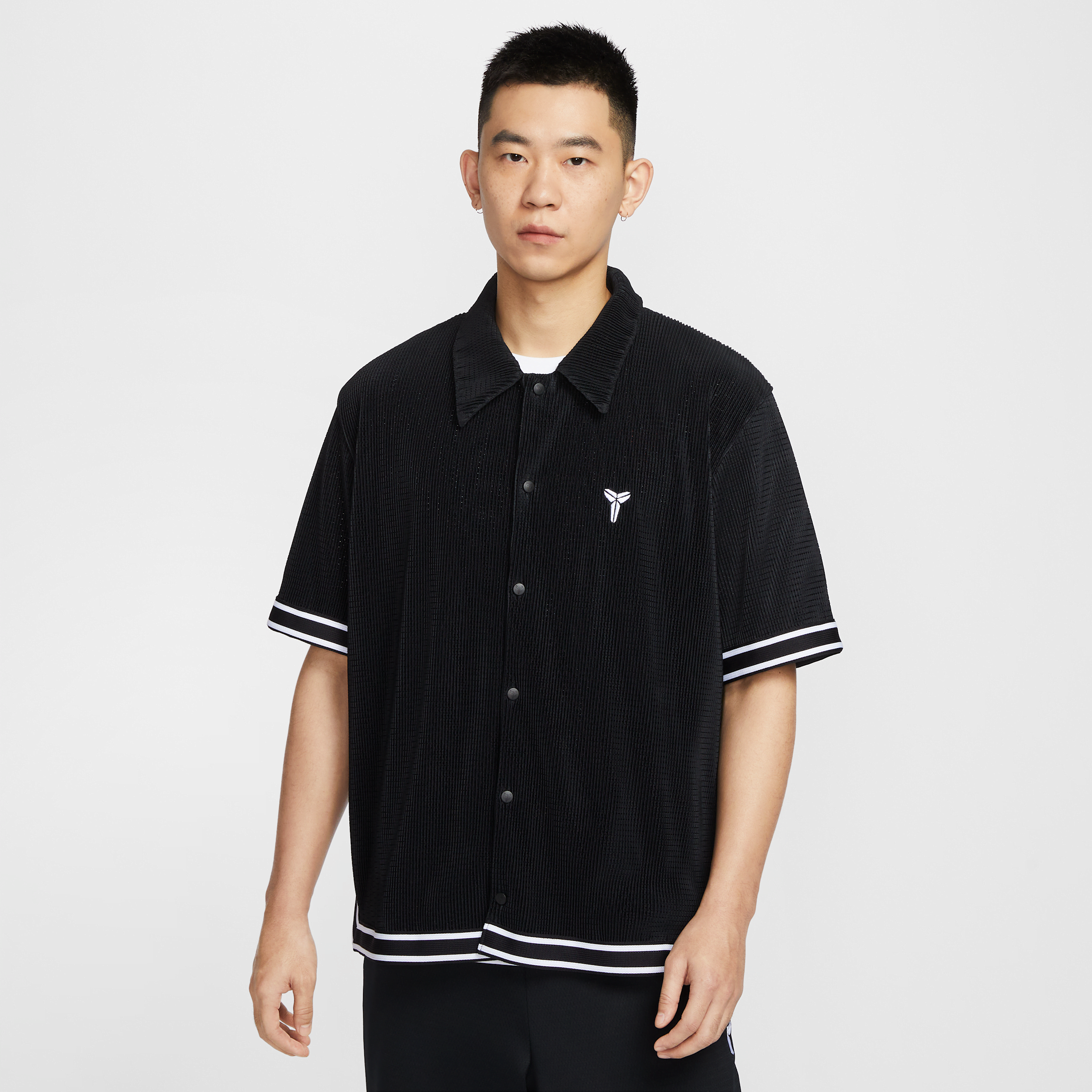 【ナイキ(NIKE)公式ストア】コービー メンズ プリーツ ショートスリーブ バスケットボールトップ IB0021-010 ブラック 【ナイキ(NIKE)公式ストア】コービー メンズ プリーツ ショートスリーブ バスケットボールトップ IB0021-010 ブラック