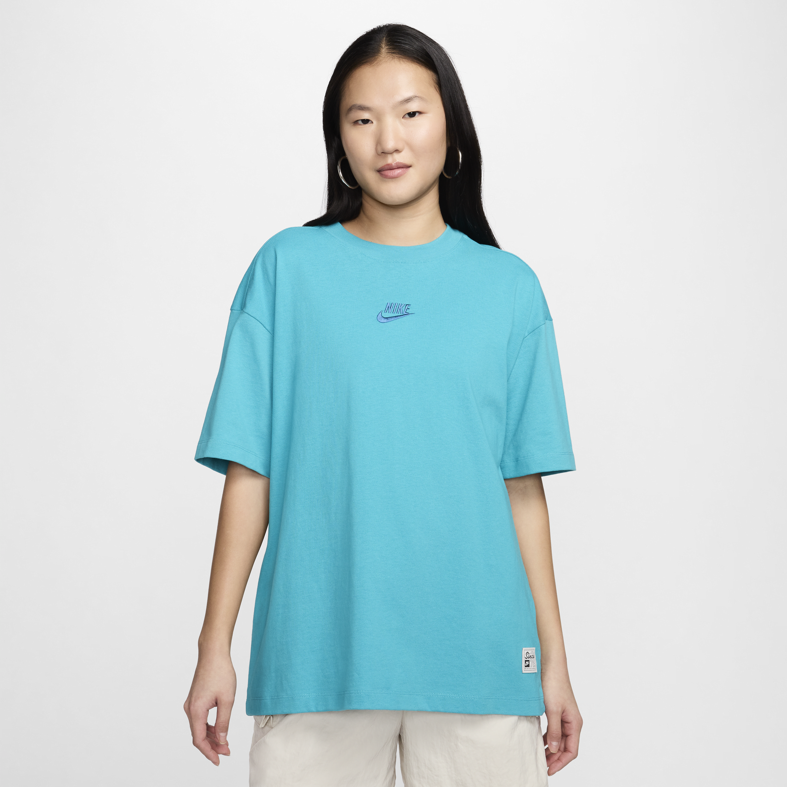【ナイキ(NIKE)公式ストア】ナイキ スポーツウェア ウィメンズ オーバーサイズド Tシャツ HF4613-367 グリーン 【ナイキ(NIKE)公式ストア】ナイキ スポーツウェア ウィメンズ オーバーサイズド Tシャツ HF4613-367 グリーン