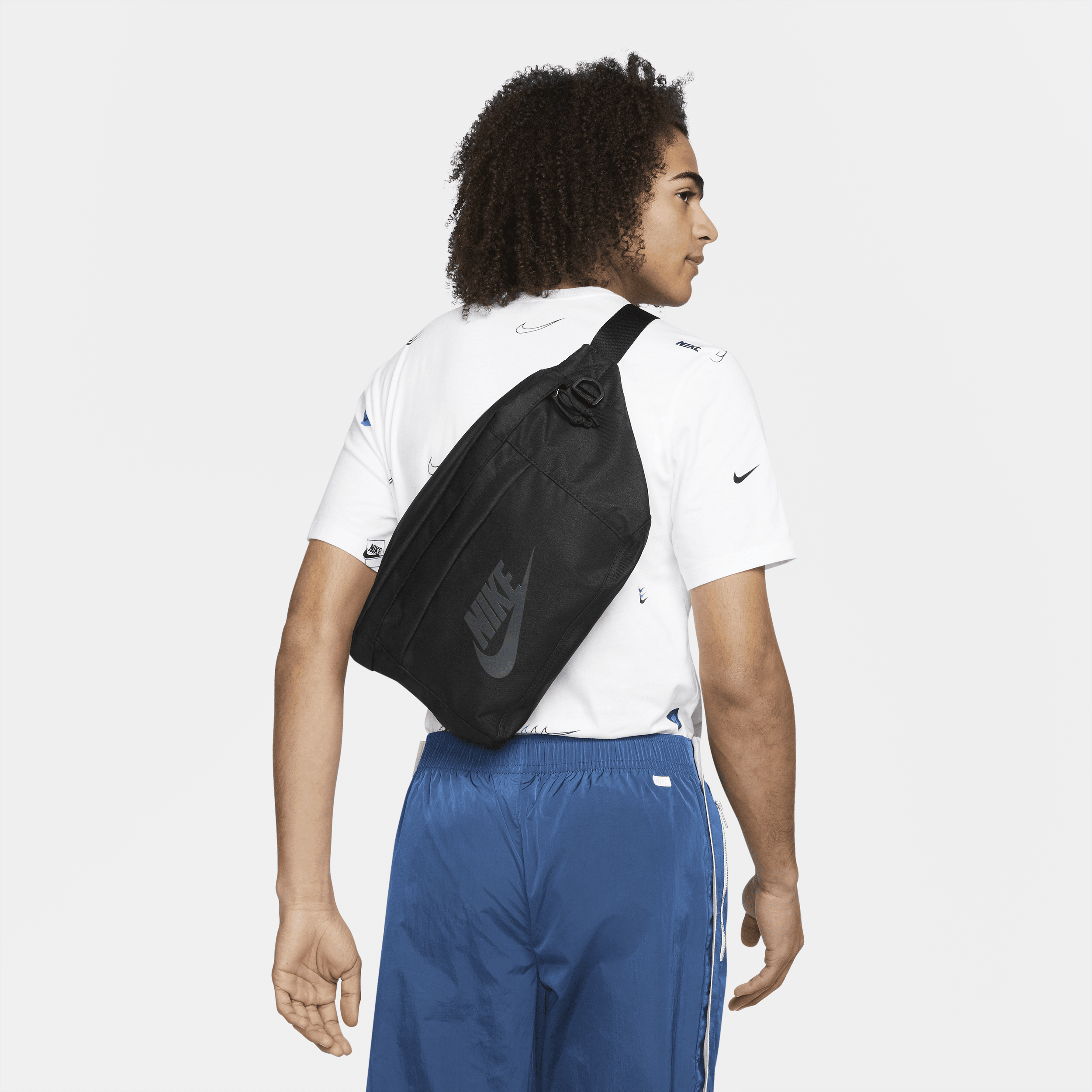 【ナイキ(NIKE)公式ストア】ナイキ テック ヒップパック (10L) BA5751-010 ブラック 【ナイキ(NIKE)公式ストア】ナイキ テック ヒップパック (10L) BA5751-010 ブラック