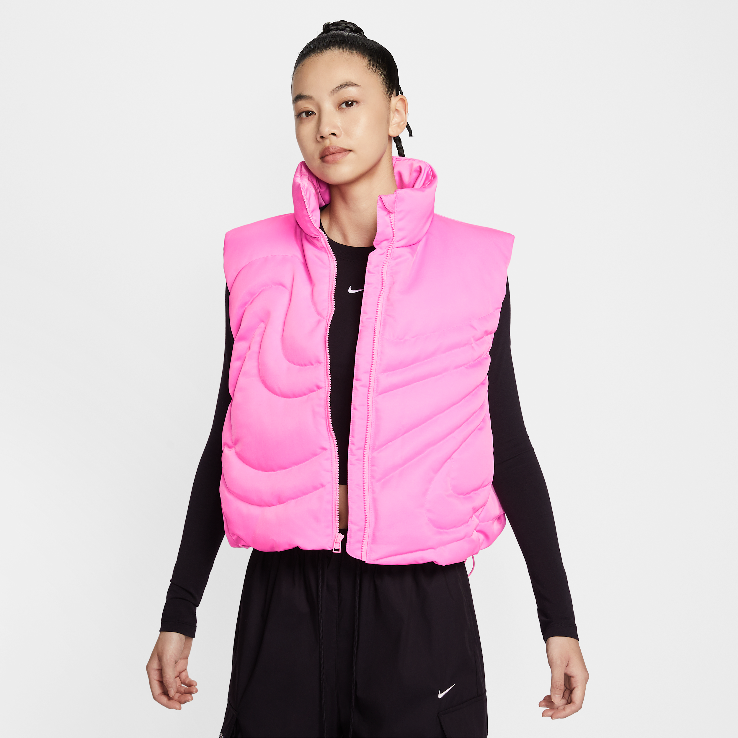 【ナイキ（NIKE）公式ストア】ナイキ スポーツウェア スウッシュ シリーズ ウィメンズ オーバーサイズド ダウン ベスト IH8008-606 ピンク
