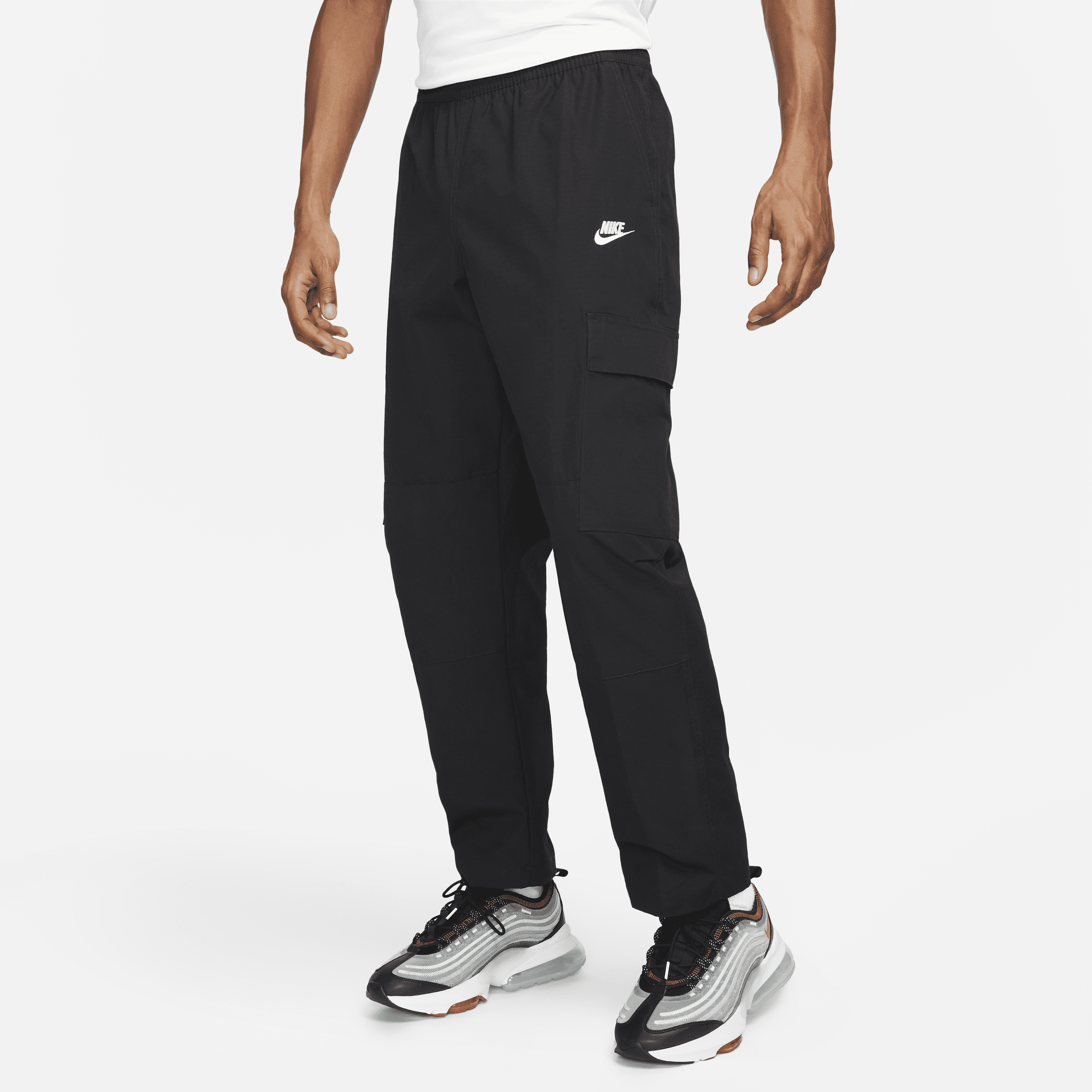 Pantaloni cargo in tessuto Nike Club – Uomo - Nero