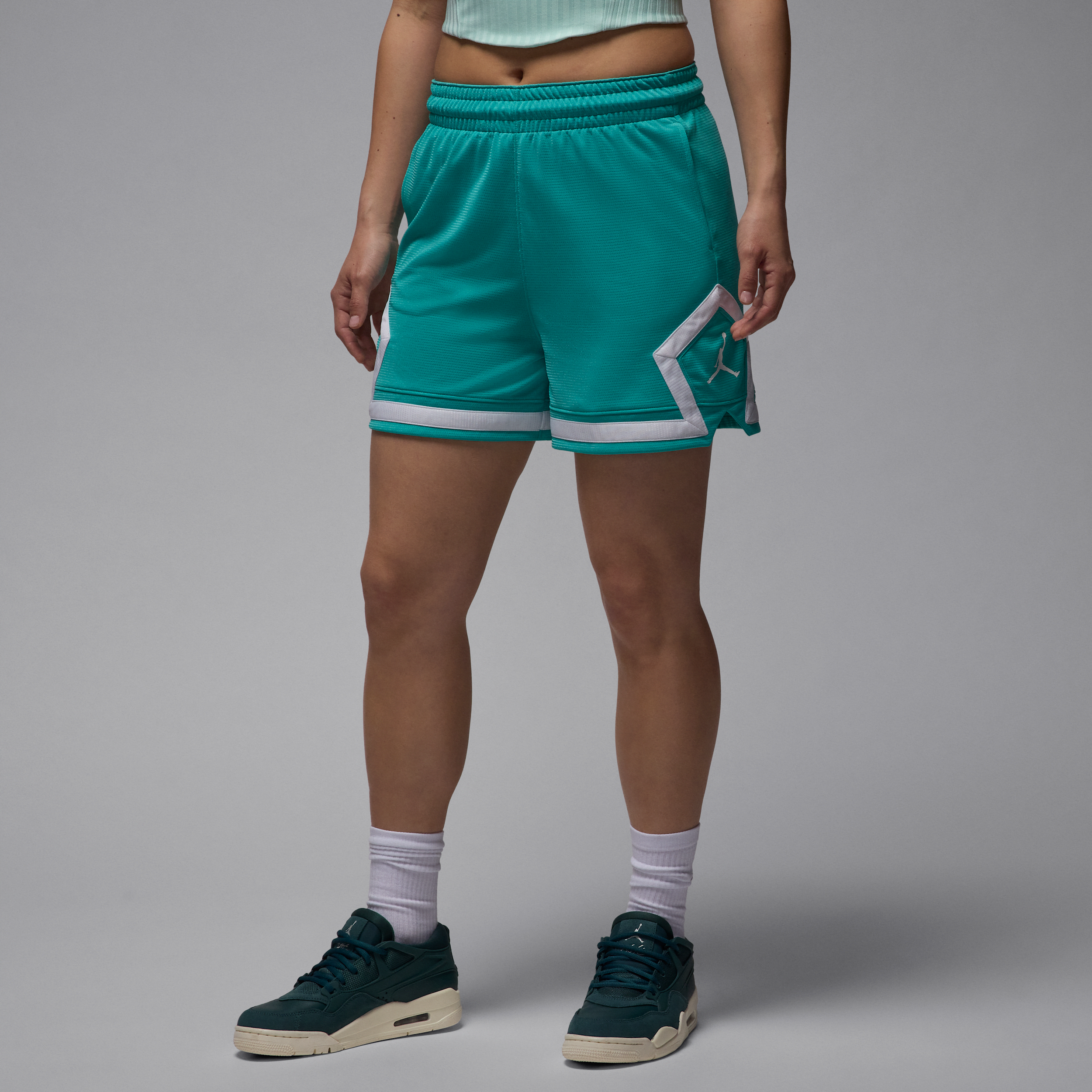 【ナイキ(NIKE)公式ストア】ジョーダン スポーツ ウィメンズ 10cm ダイアモンド ショートパンツ FN5135-392 グリーン 【ナイキ(NIKE)公式ストア】ジョーダン スポーツ ウィメンズ 10cm ダイアモンド ショートパンツ FN5135-392 グリーン
