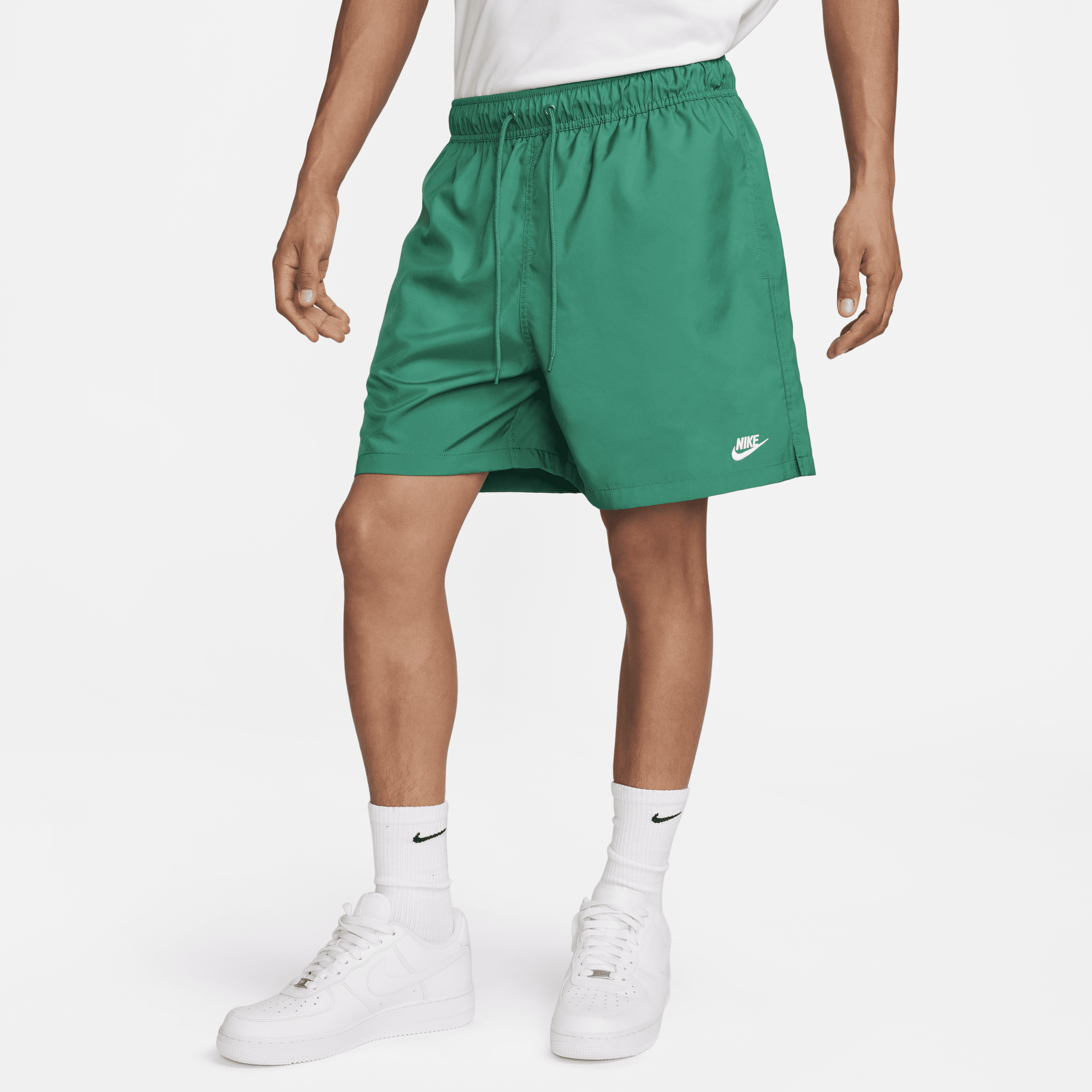 Nike Club Geweven flowshorts voor heren - Groen