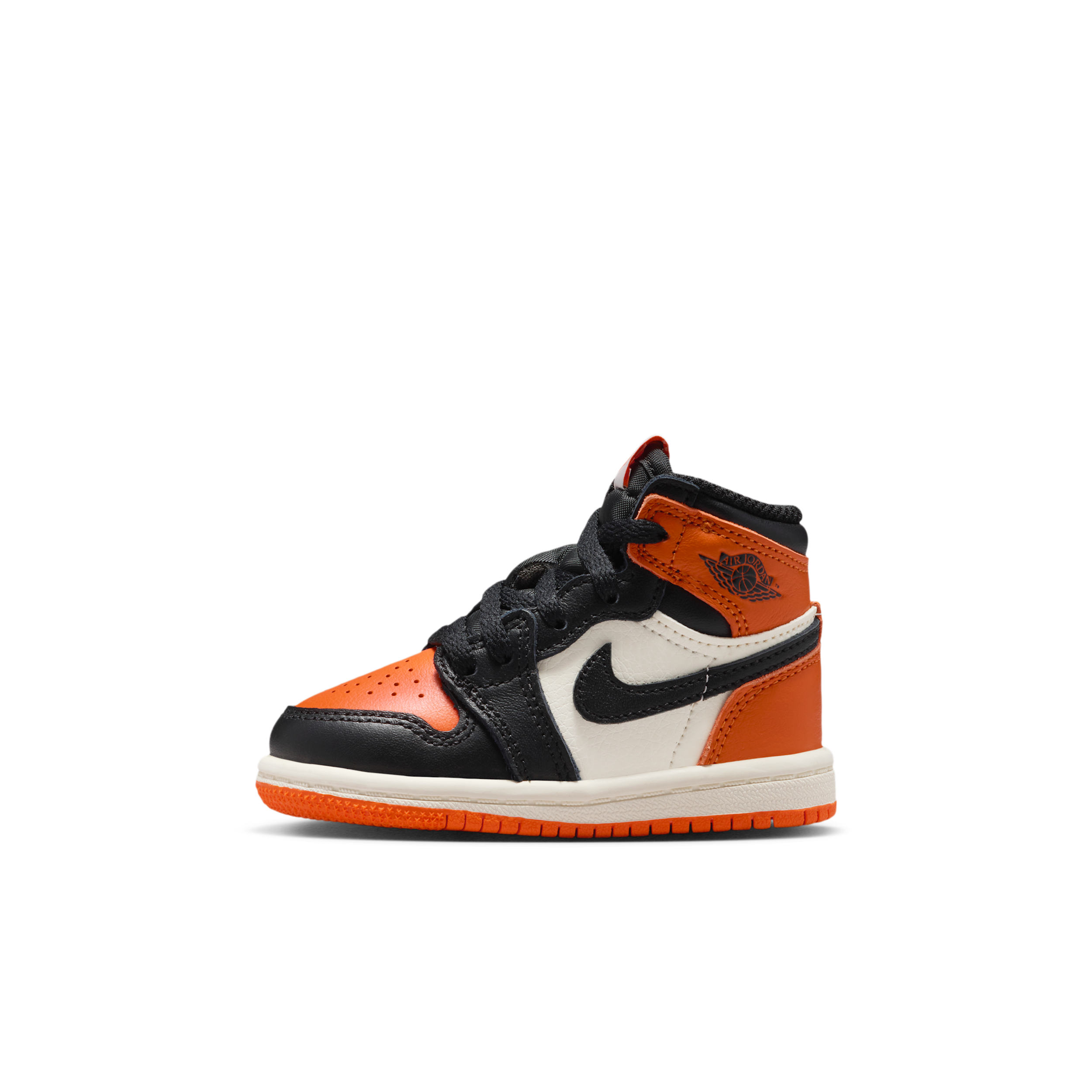 【ナイキ(NIKE)公式ストア】ジョーダン 1 レトロ HIGH OG "Shattered Backboard" ベビーシューズ FD1413-008 ブラック 【ナイキ(NIKE)公式ストア】ジョーダン 1 レトロ HIGH OG "Shattered Backboard" ベビーシューズ FD1413-008 ブラック