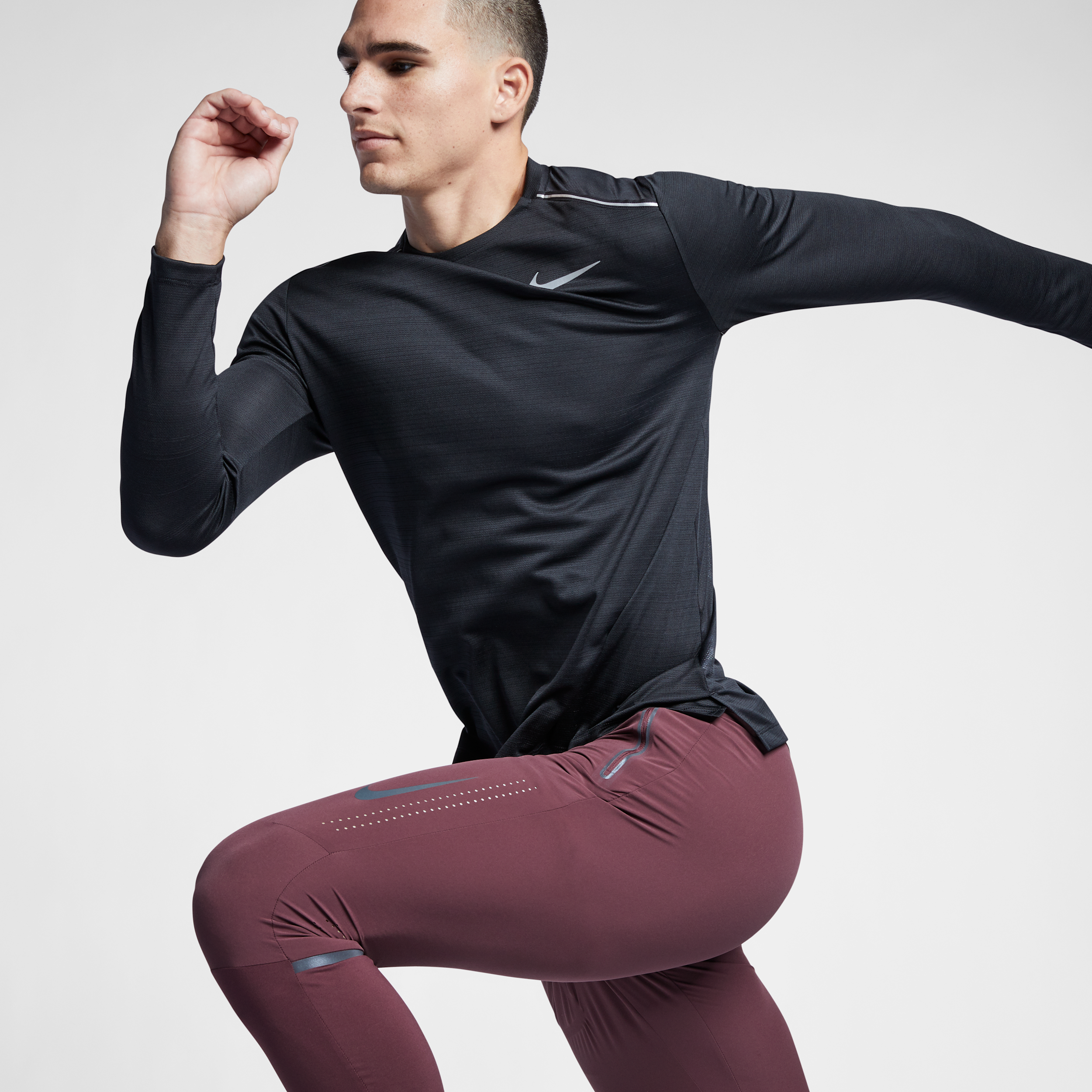 【ナイキ(NIKE)公式ストア】ナイキ Dri-FIT マイラー メンズ ロングスリーブ ランニングトップ AJ7569-010 ブラック 【ナイキ(NIKE)公式ストア】ナイキ Dri-FIT マイラー メンズ ロングスリーブ ランニングトップ AJ7569-010 ブラック