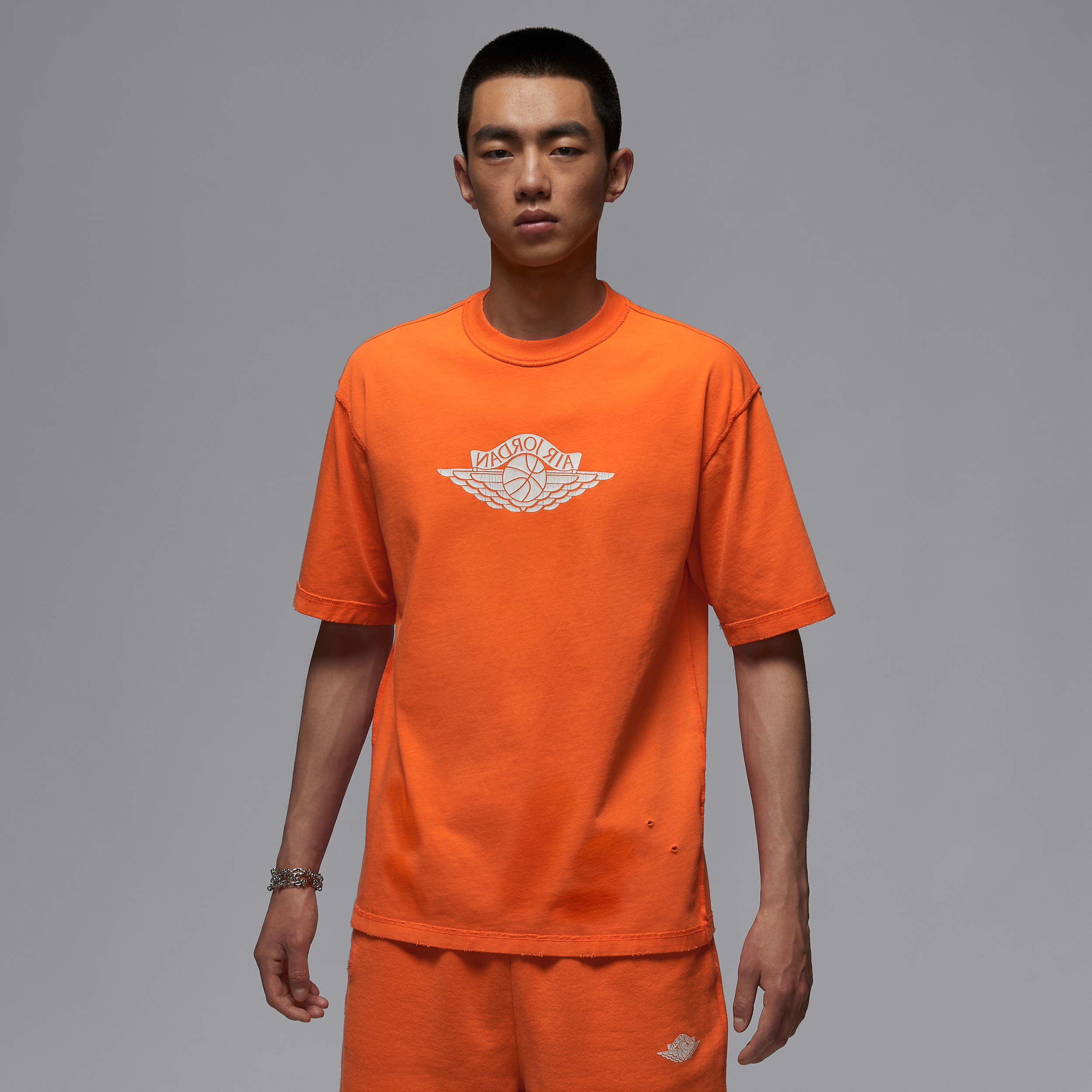【ナイキ(NIKE)公式ストア】ジョーダン レア エア メンズ Tシャツ IB3130-820 オレンジ 【ナイキ(NIKE)公式ストア】ジョーダン レア エア メンズ Tシャツ IB3130-820 オレンジ