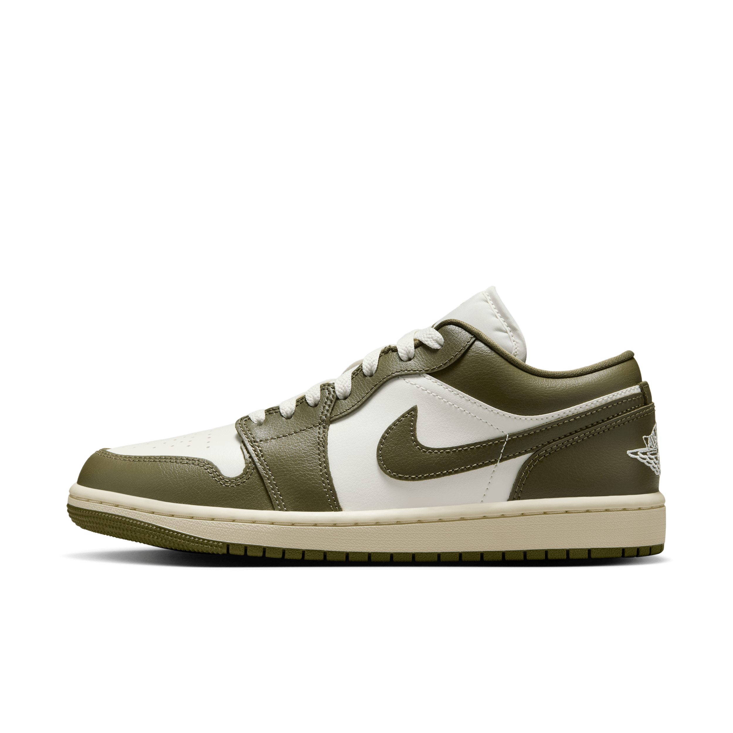 【ナイキ(NIKE)公式ストア】エア ジョーダン 1 LOW ウィメンズシューズ DC0774-122 ホワイト 【ナイキ(NIKE)公式ストア】エア ジョーダン 1 LOW ウィメンズシューズ DC0774-122 ホワイト