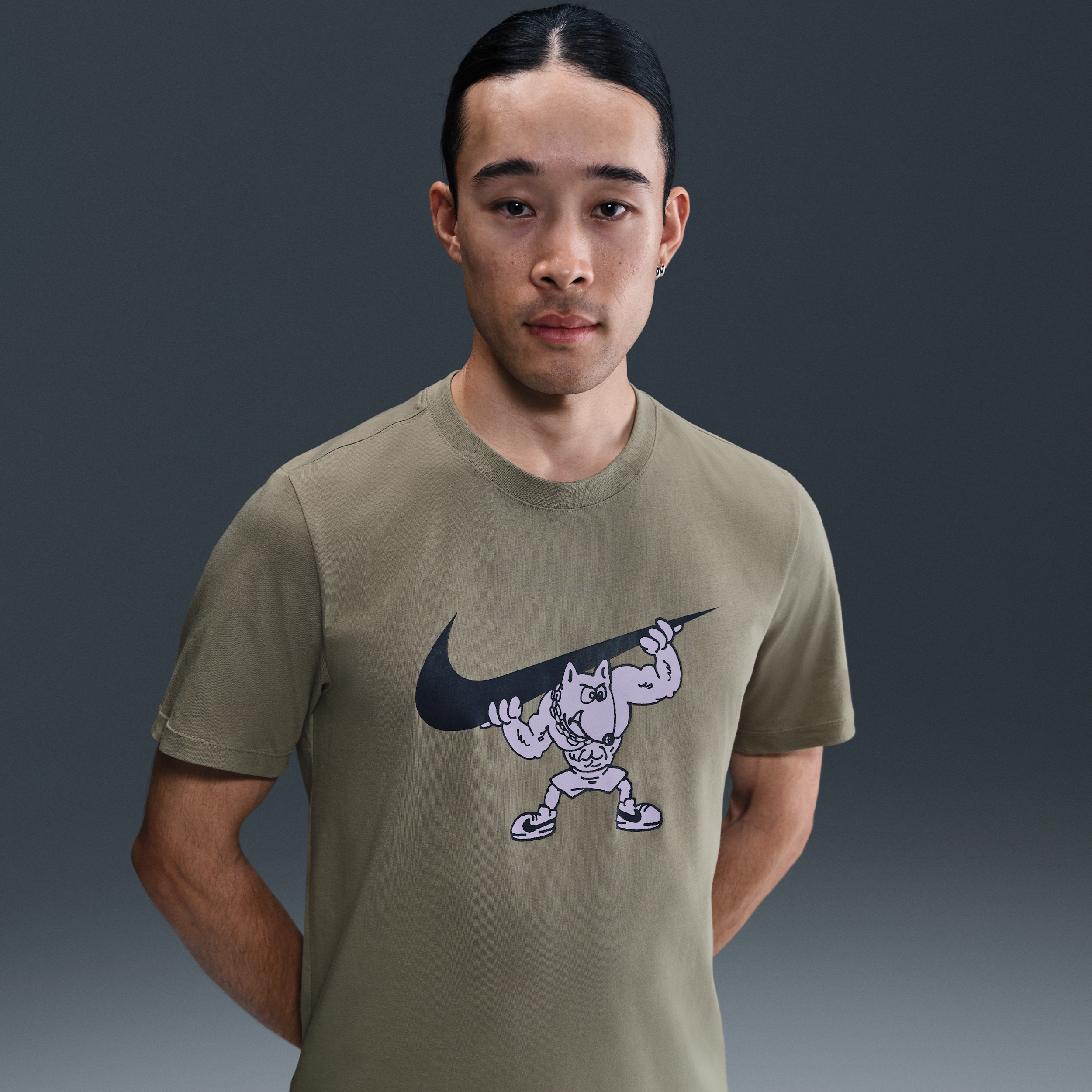 【ナイキ(NIKE)公式ストア】ナイキ メンズ フィットネス Tシャツ HJ3681-320 グリーン 【ナイキ(NIKE)公式ストア】ナイキ メンズ フィットネス Tシャツ HJ3681-320 グリーン