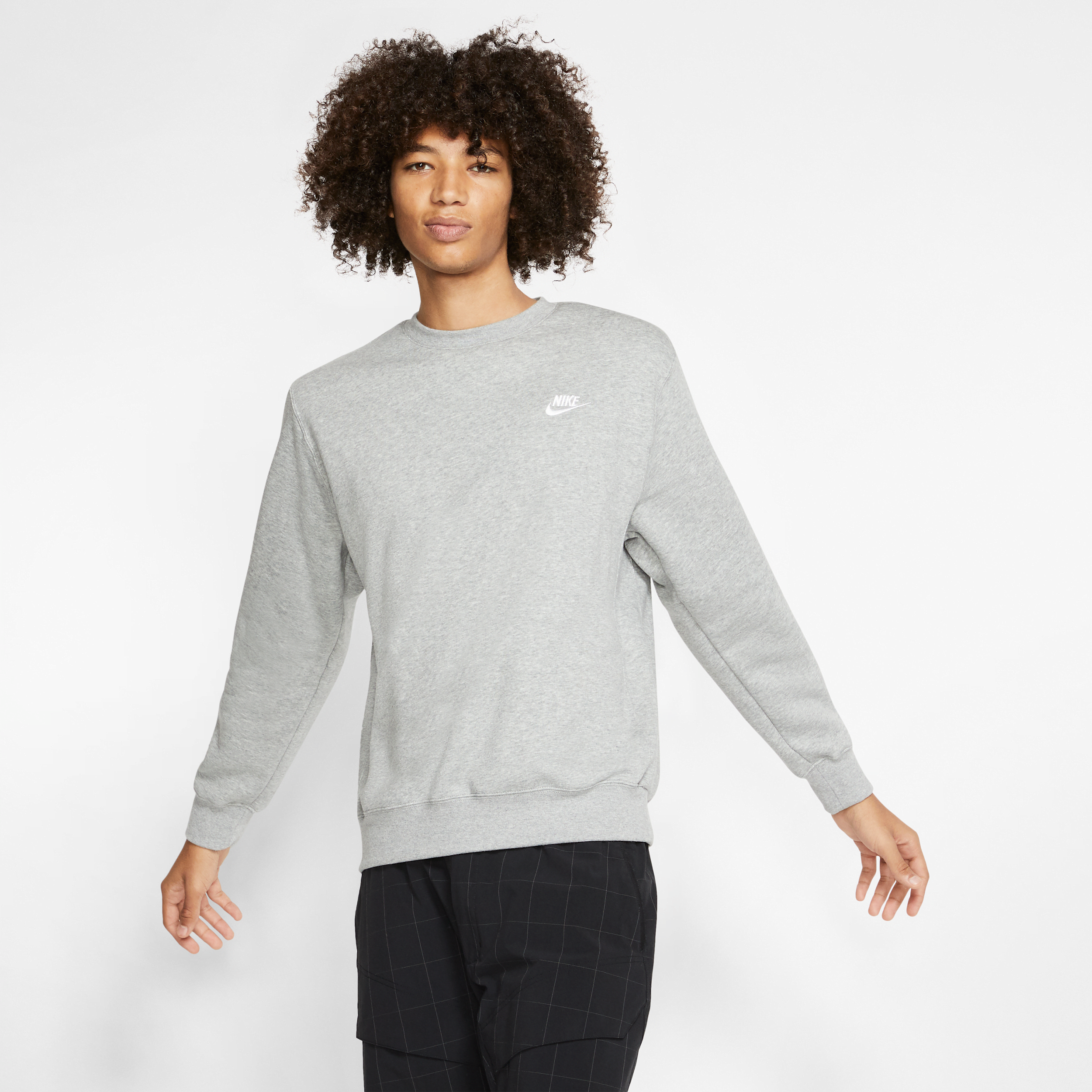 【ナイキ(NIKE)公式ストア】ナイキ スポーツウェア クラブ フリース クルー BV2663-063 グレー 【ナイキ(NIKE)公式ストア】ナイキ スポーツウェア クラブ フリース クルー BV2663-063 グレー