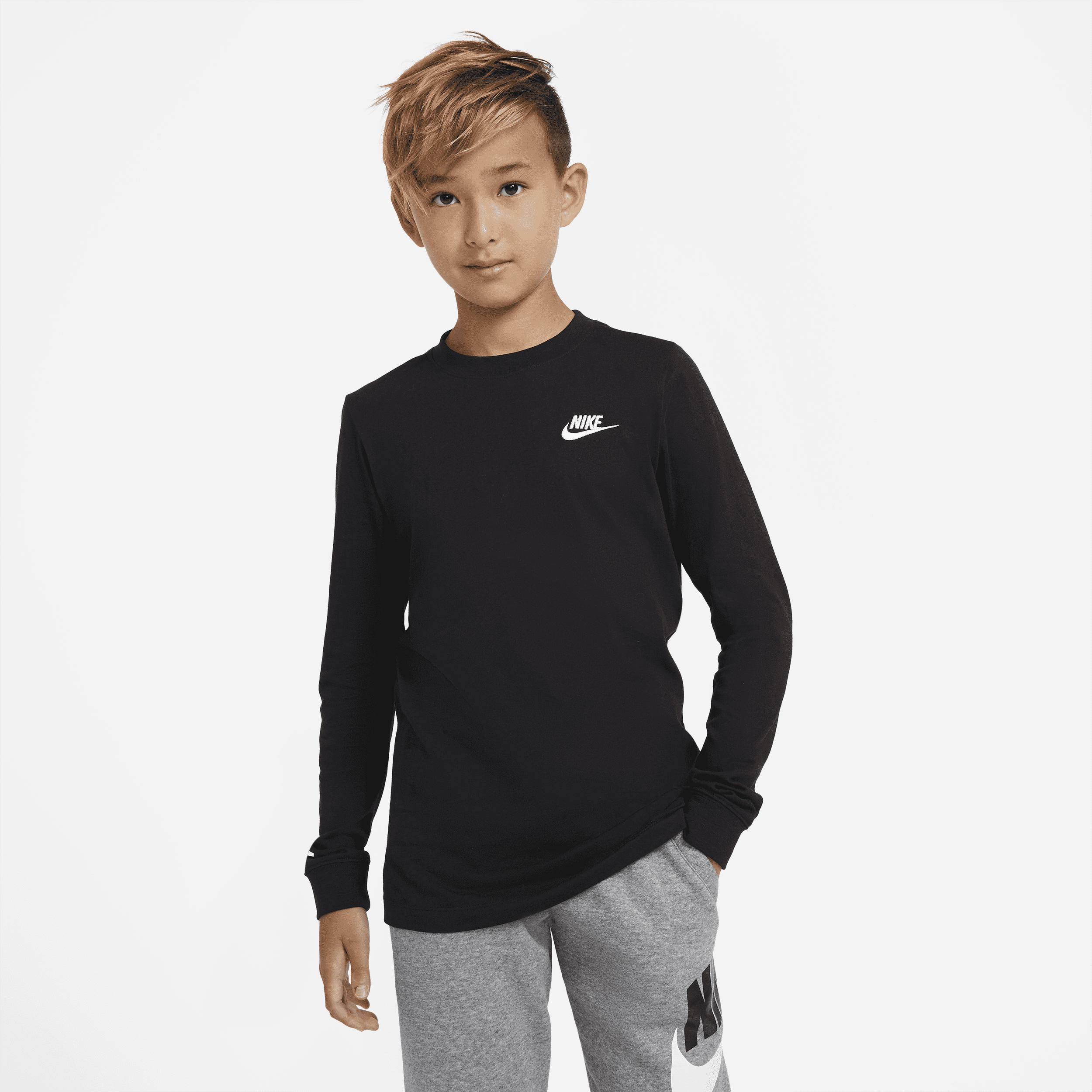Langærmet Nike Sportswear-T-shirt til store børn (drenge) - sort