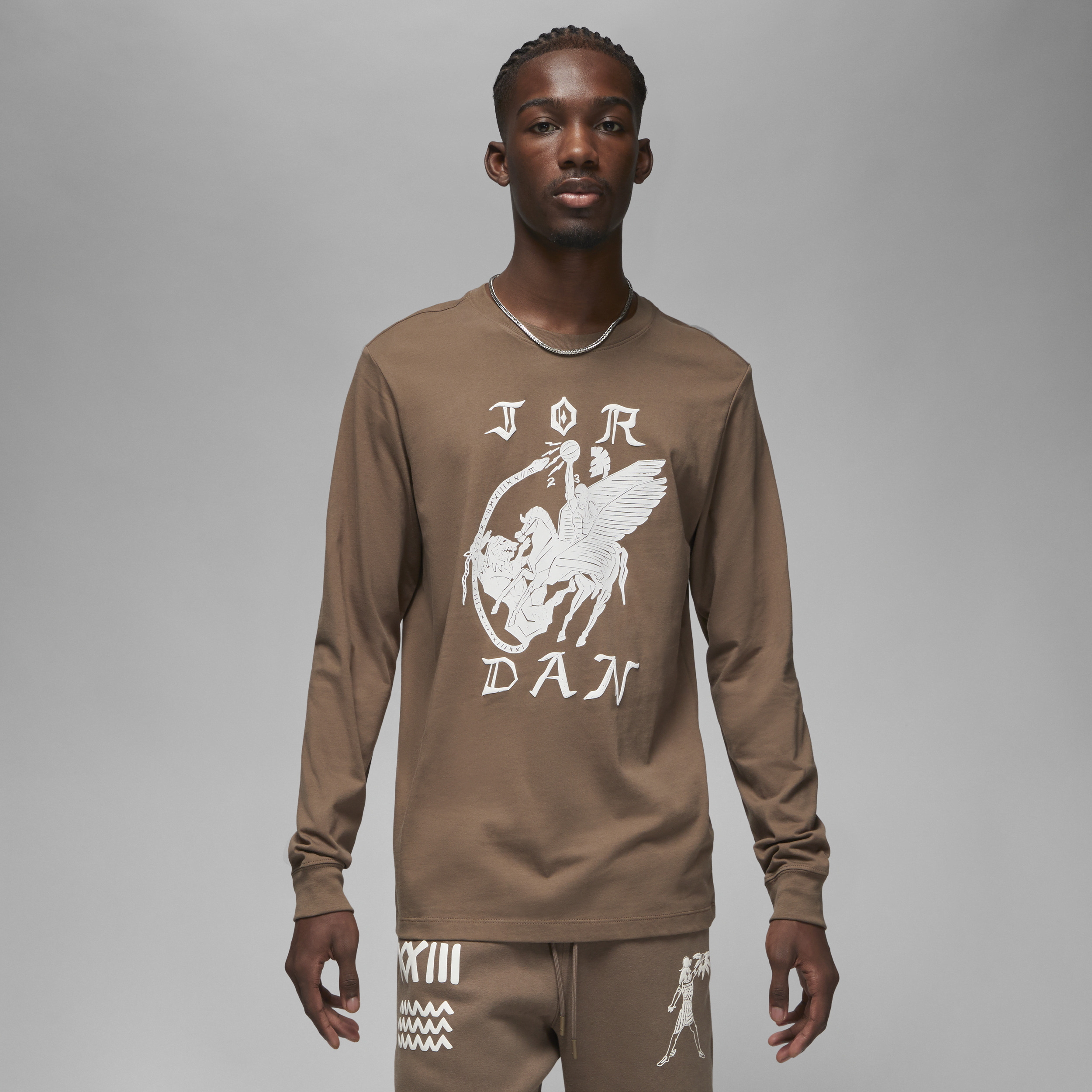 Nike Langærmet T-shirt til mænd fra Jordan Artist Series by Umar Rashid - brun