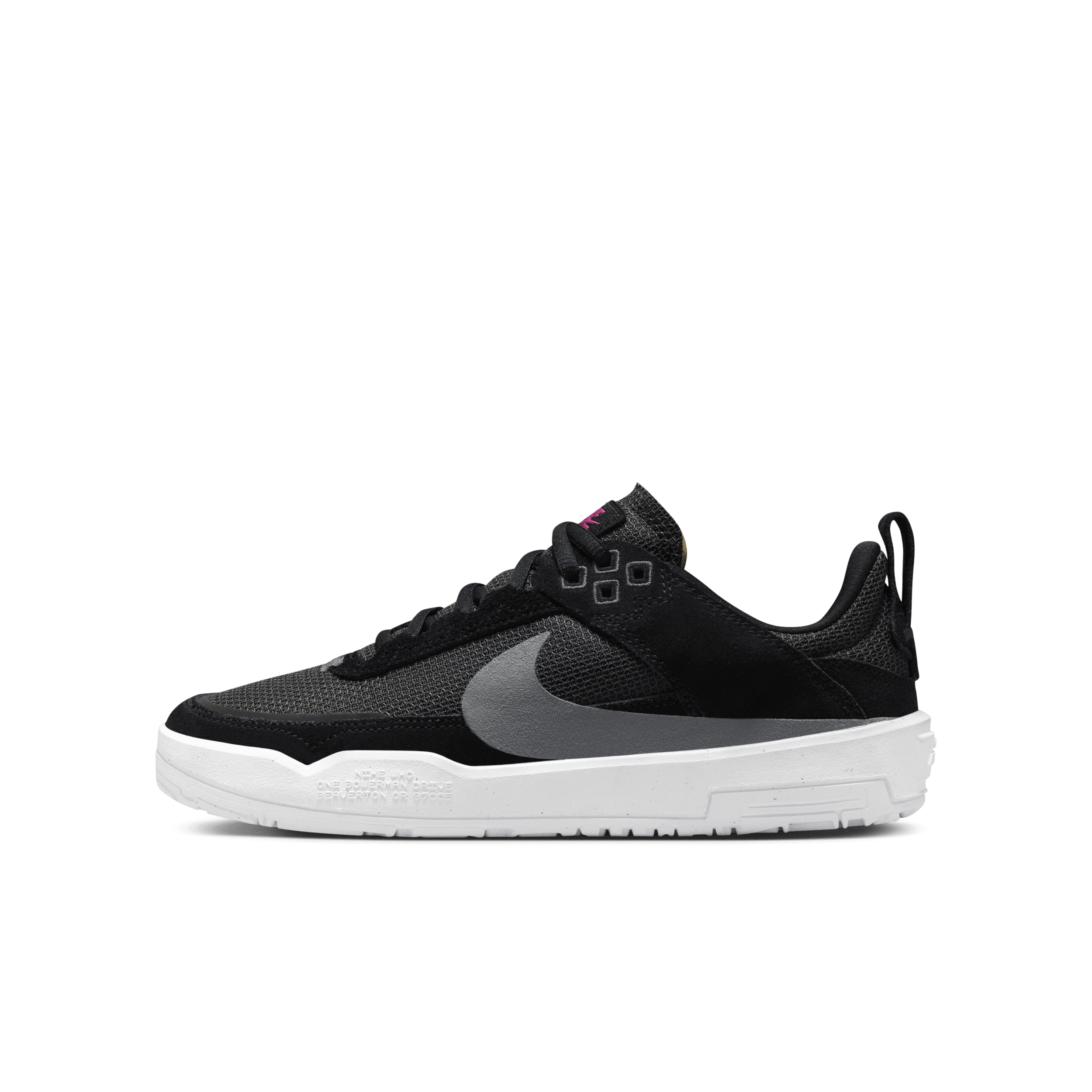 【ナイキ(NIKE)公式ストア】ナイキ SB デイ ワン ジュニア スケートボードシューズ FN4210-002 ブラック 【ナイキ(NIKE)公式ストア】ナイキ SB デイ ワン ジュニア スケートボードシューズ FN4210-002 ブラック