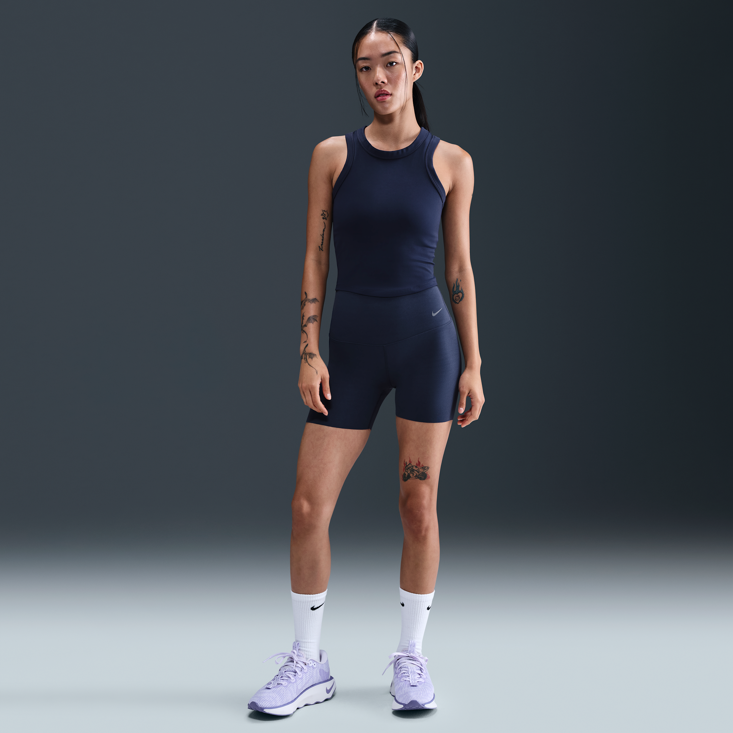 【ナイキ(NIKE)公式ストア】ナイキ ゼンビー ウィメンズ ハイウエスト 13cm バイカーショートパンツ FN3157-410 ブルー 【ナイキ(NIKE)公式ストア】ナイキ ゼンビー ウィメンズ ハイウエスト 13cm バイカーショートパンツ FN3157-410 ブルー