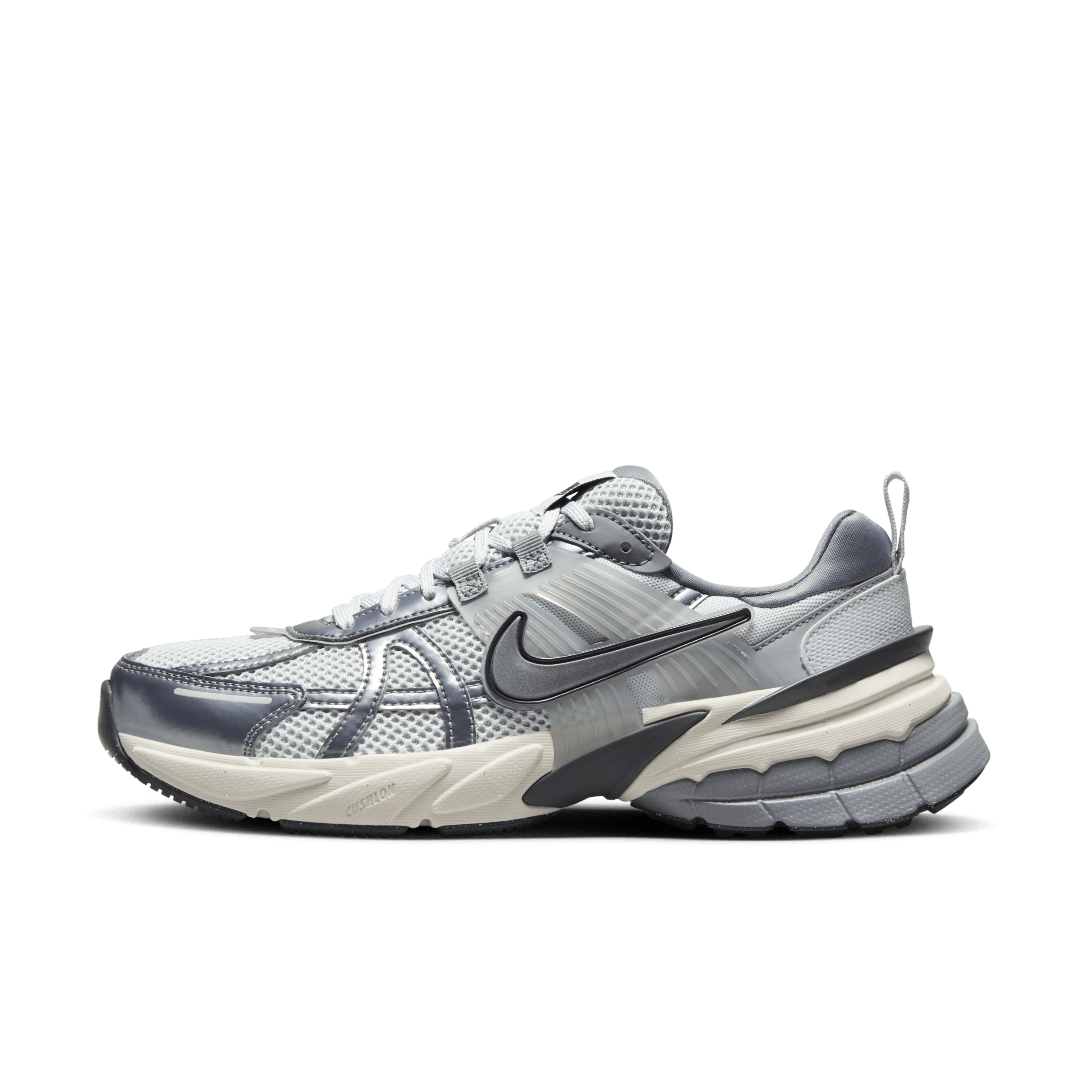 【ナイキ(NIKE)公式ストア】ナイキ V2K ラン ウィメンズシューズ FD0736-003 グレー 【ナイキ(NIKE)公式ストア】ナイキ V2K ラン ウィメンズシューズ FD0736-003 グレー