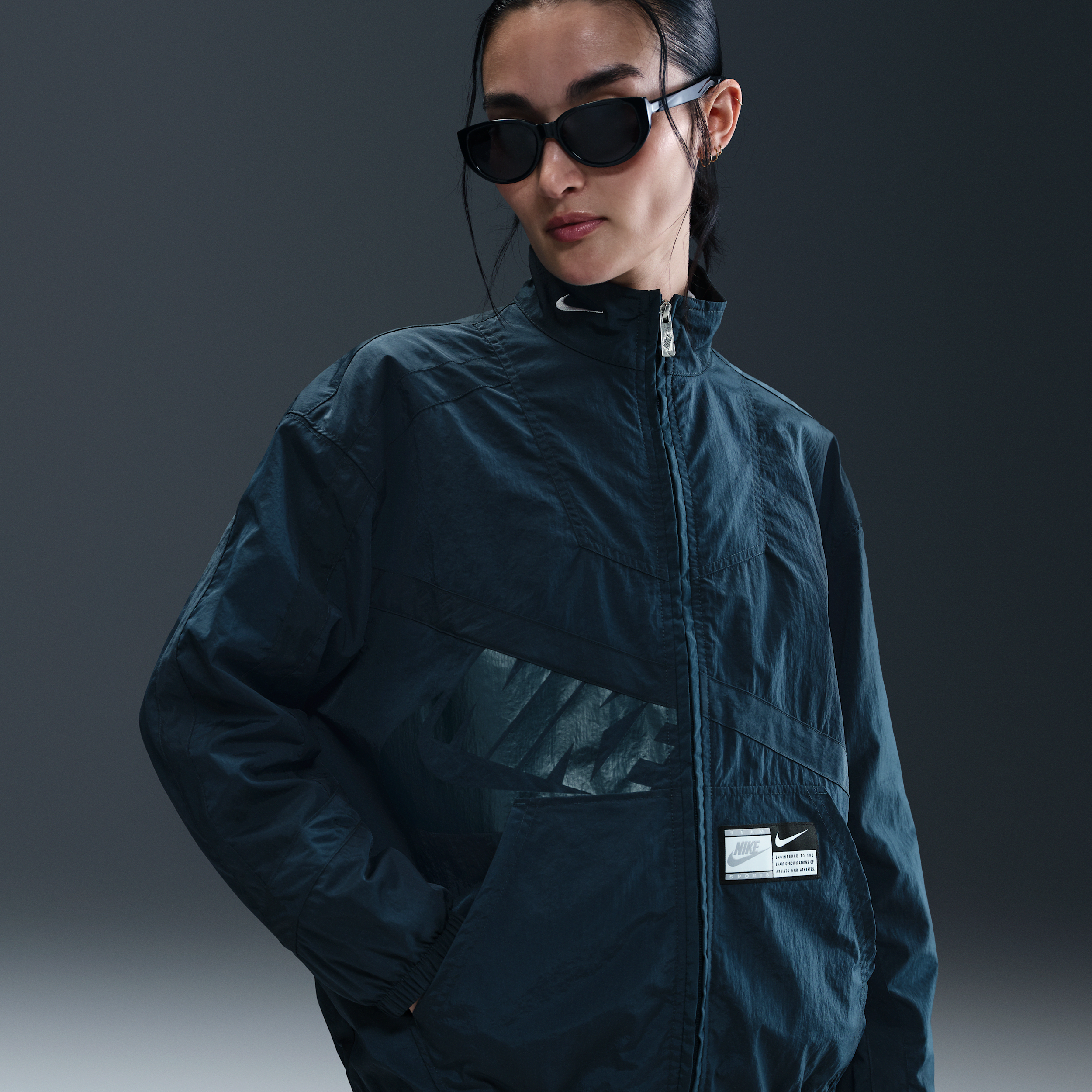 【ナイキ(NIKE)公式ストア】ナイキ スポーツウェア ウィメンズ オーバーサイズド ウーブン ジャケット HJ0177-478 ブルー 【ナイキ(NIKE)公式ストア】ナイキ スポーツウェア ウィメンズ オーバーサイズド ウーブン ジャケット HJ0177-478 ブルー
