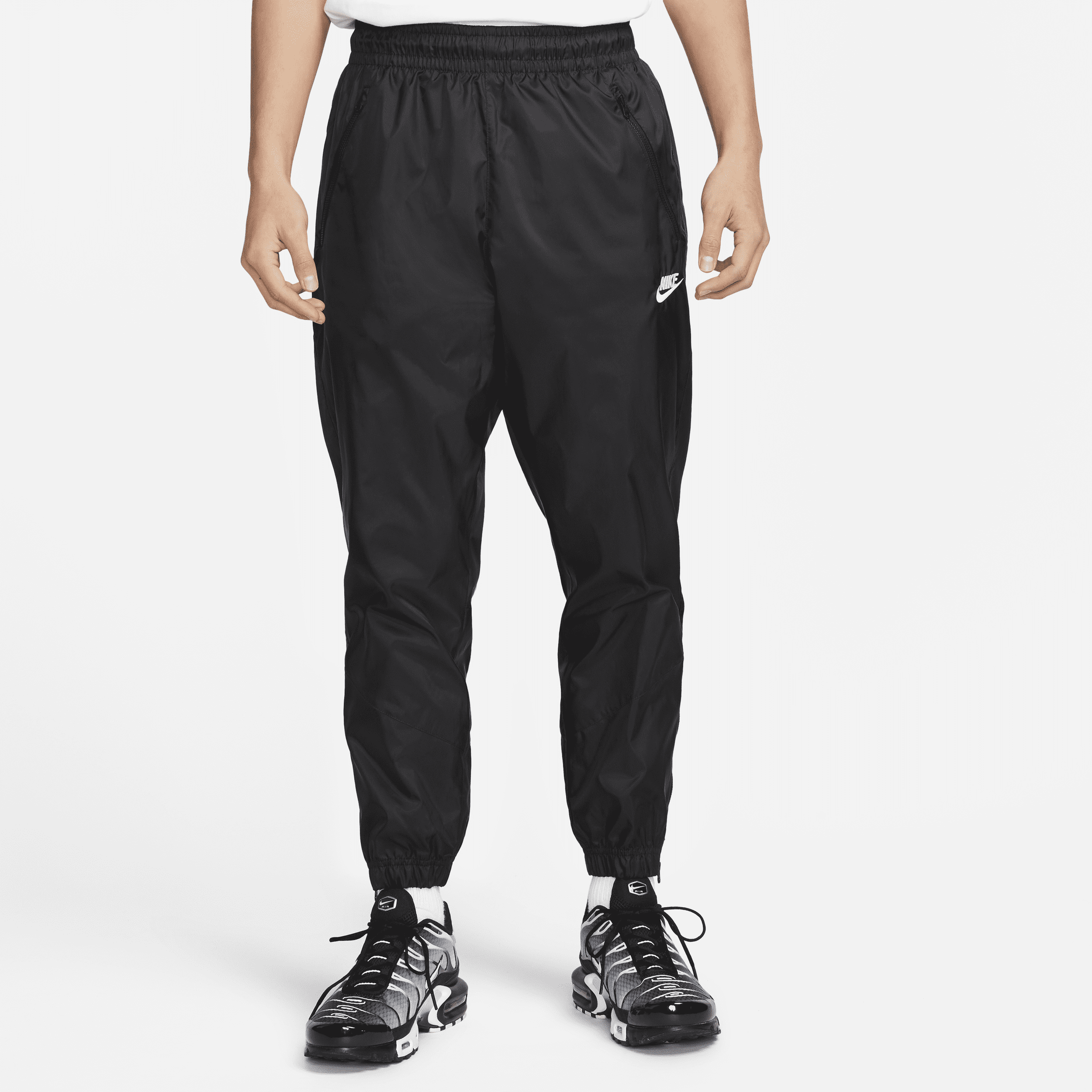 【ナイキ(NIKE)公式ストア】ナイキ ウィンドランナー メンズ ウーブン パンツ (裏地付き) DX0654-011 ブラック 【ナイキ(NIKE)公式ストア】ナイキ ウィンドランナー メンズ ウーブン パンツ (裏地付き) DX0654-011 ブラック