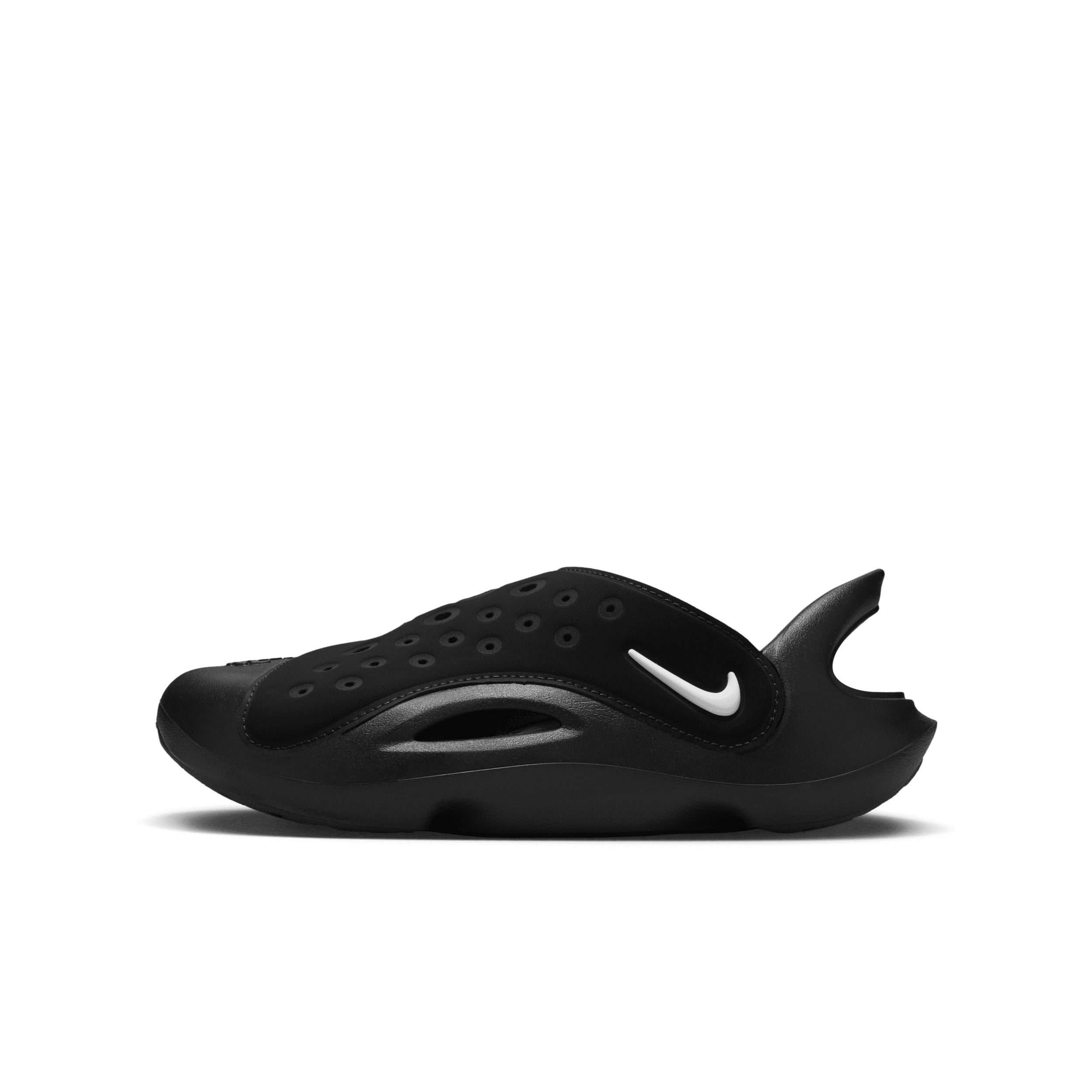 【ナイキ(NIKE)公式ストア】ナイキ アクア スウッシュ ジュニアサンダル FV6363-002 ブラック 【ナイキ(NIKE)公式ストア】ナイキ アクア スウッシュ ジュニアサンダル FV6363-002 ブラック