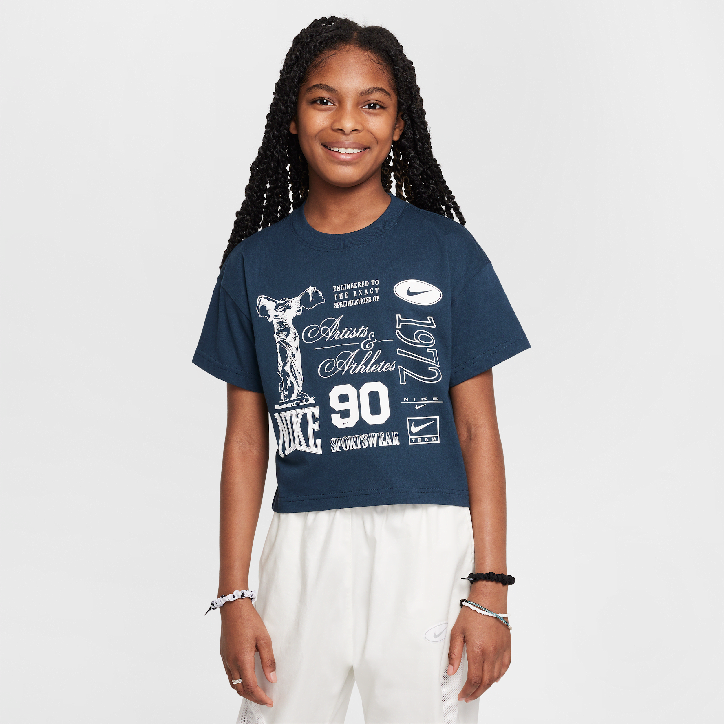 【ナイキ(NIKE)公式ストア】ナイキ スポーツウェア ジュニア (ガールズ) Tシャツ HM6306-478 ブルー 【ナイキ(NIKE)公式ストア】ナイキ スポーツウェア ジュニア (ガールズ) Tシャツ HM6306-478 ブルー
