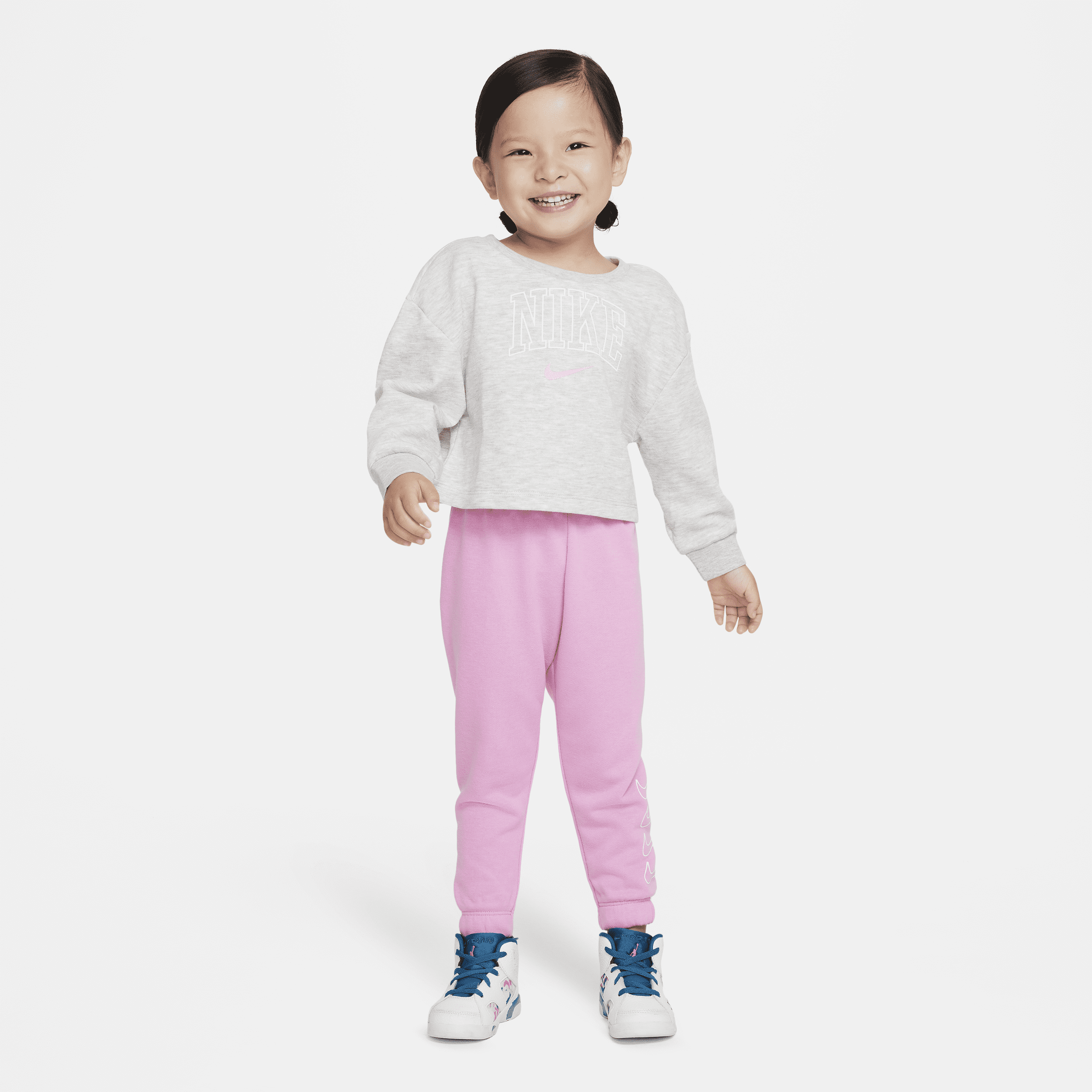 Nike-sæt med crewtrøje og joggingbukser til babyer (12-24 mdr.) - Pink