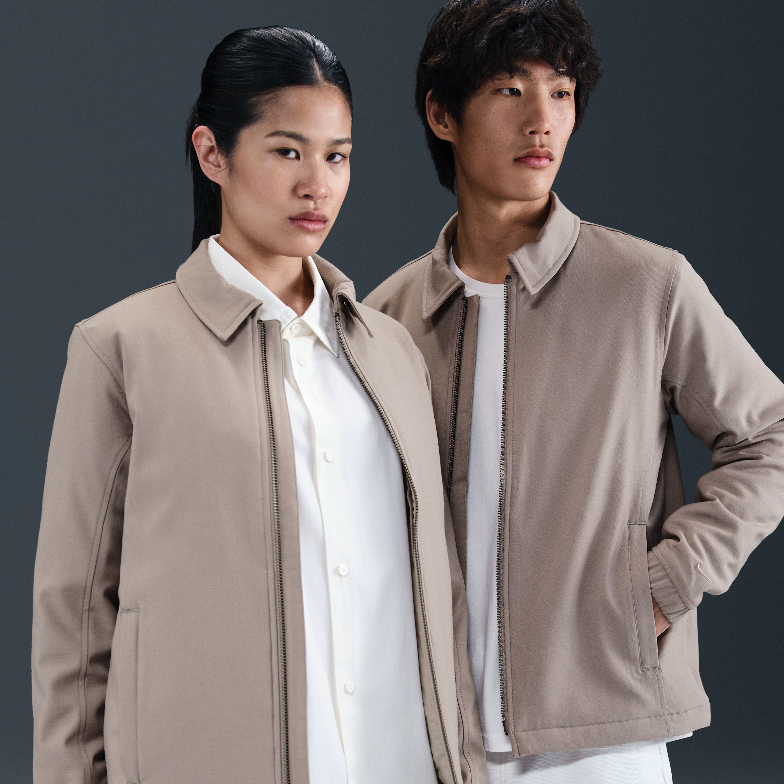 【ナイキ(NIKE)公式ストア】ナイキ ウール クラシックス 中綿入り ジャケット HF6790-087 グレー 【ナイキ(NIKE)公式ストア】ナイキ ウール クラシックス 中綿入り ジャケット HF6790-087 グレー