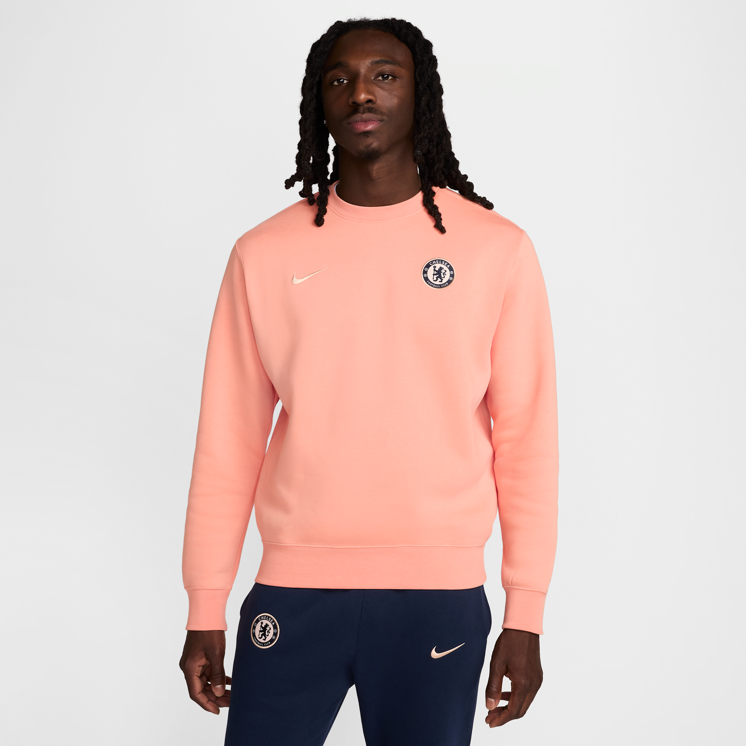 【ナイキ(NIKE)公式ストア】チェルシー FC クラブ スペシャル エディション メンズ ナイキ サッカー クルーネック スウェットシャツ HQ1763-844 オレンジ 【ナイキ(NIKE)公式ストア】チェルシー FC クラブ スペシャル エディション メンズ ナイキ サッカー クルーネック スウェットシャツ HQ1763-844 オレンジ