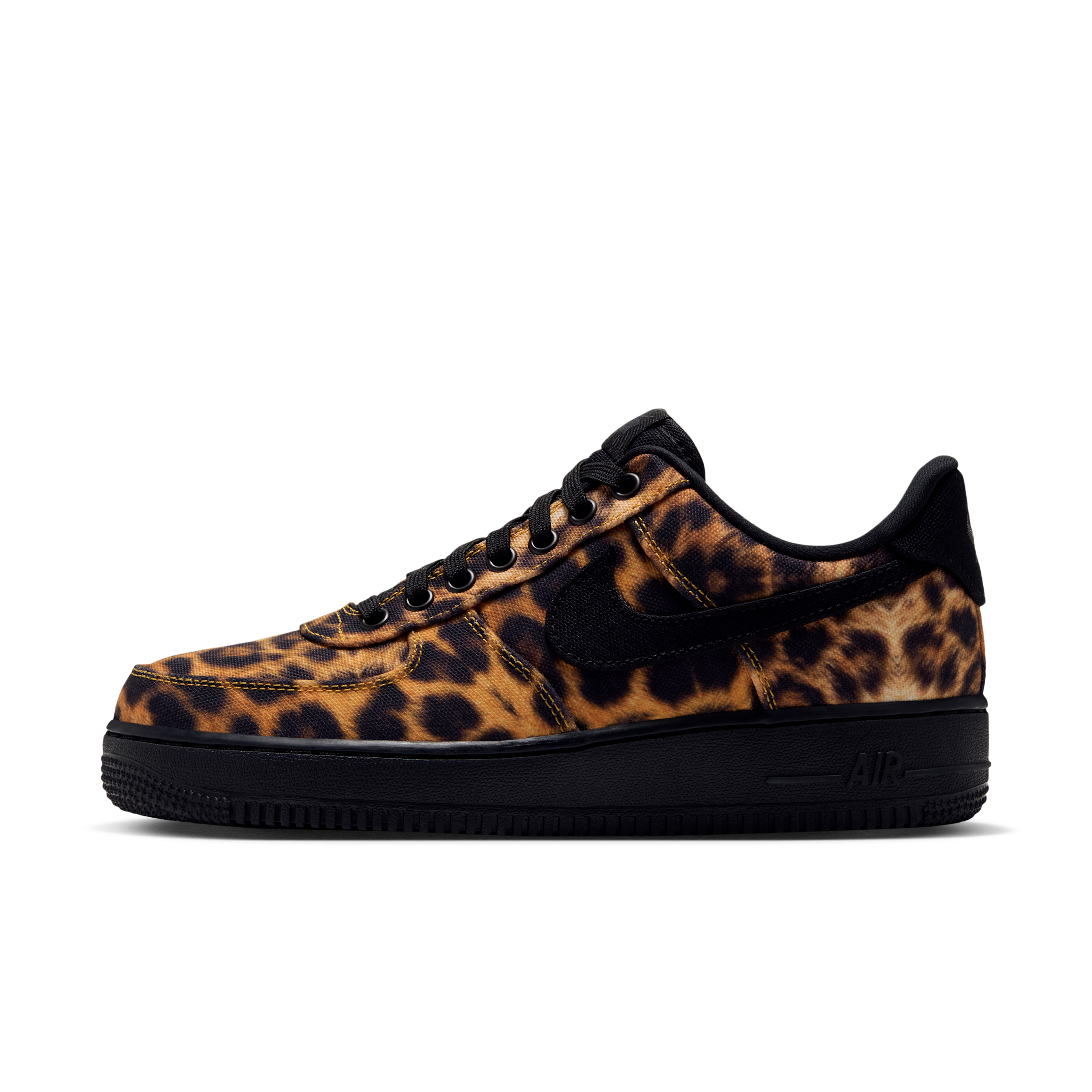 Nike Air Force 1 '07 SE Leopard, vue de côté