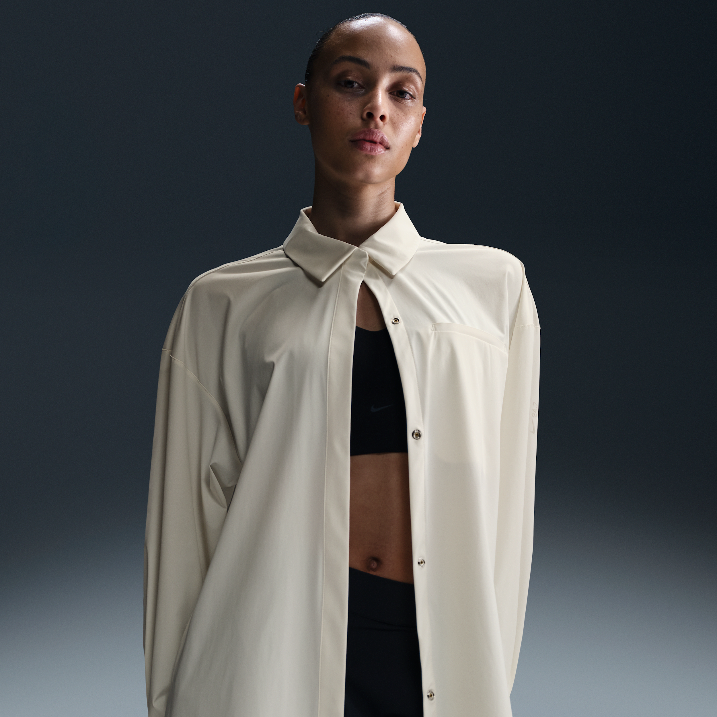 【ナイキ(NIKE)公式ストア】ナイキ 24.7 PerfectStretch ウィメンズ Dri-FIT オーバーサイズド ロングスリーブ シャツ HQ0237-133 ホワイト 【ナイキ(NIKE)公式ストア】ナイキ 24.7 PerfectStretch ウィメンズ Dri-FIT オーバーサイズド ロングスリーブ シャツ HQ0237-133 ホワイト
