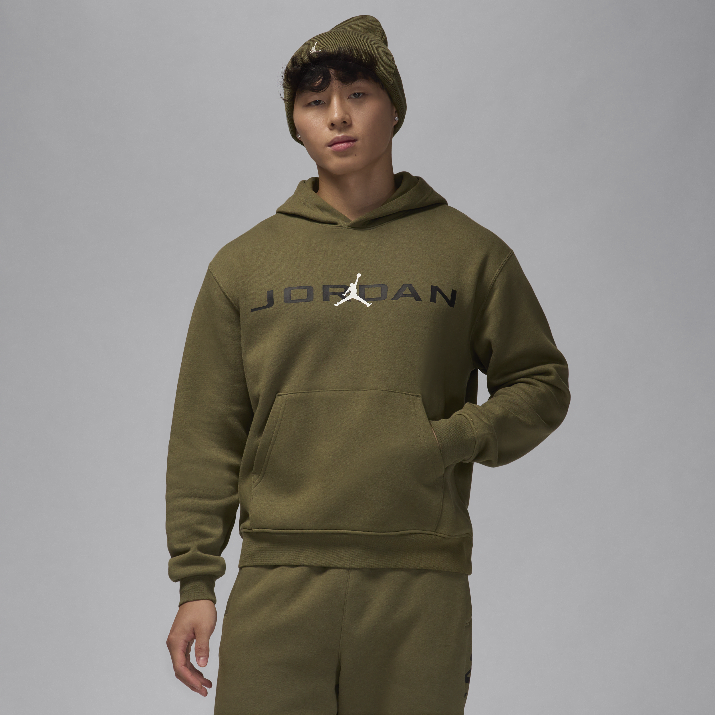 【ナイキ(NIKE)公式ストア】ジョーダン エッセンシャル メンズ フリース パーカー HQ4643-222 グリーン 【ナイキ(NIKE)公式ストア】ジョーダン エッセンシャル メンズ フリース パーカー HQ4643-222 グリーン