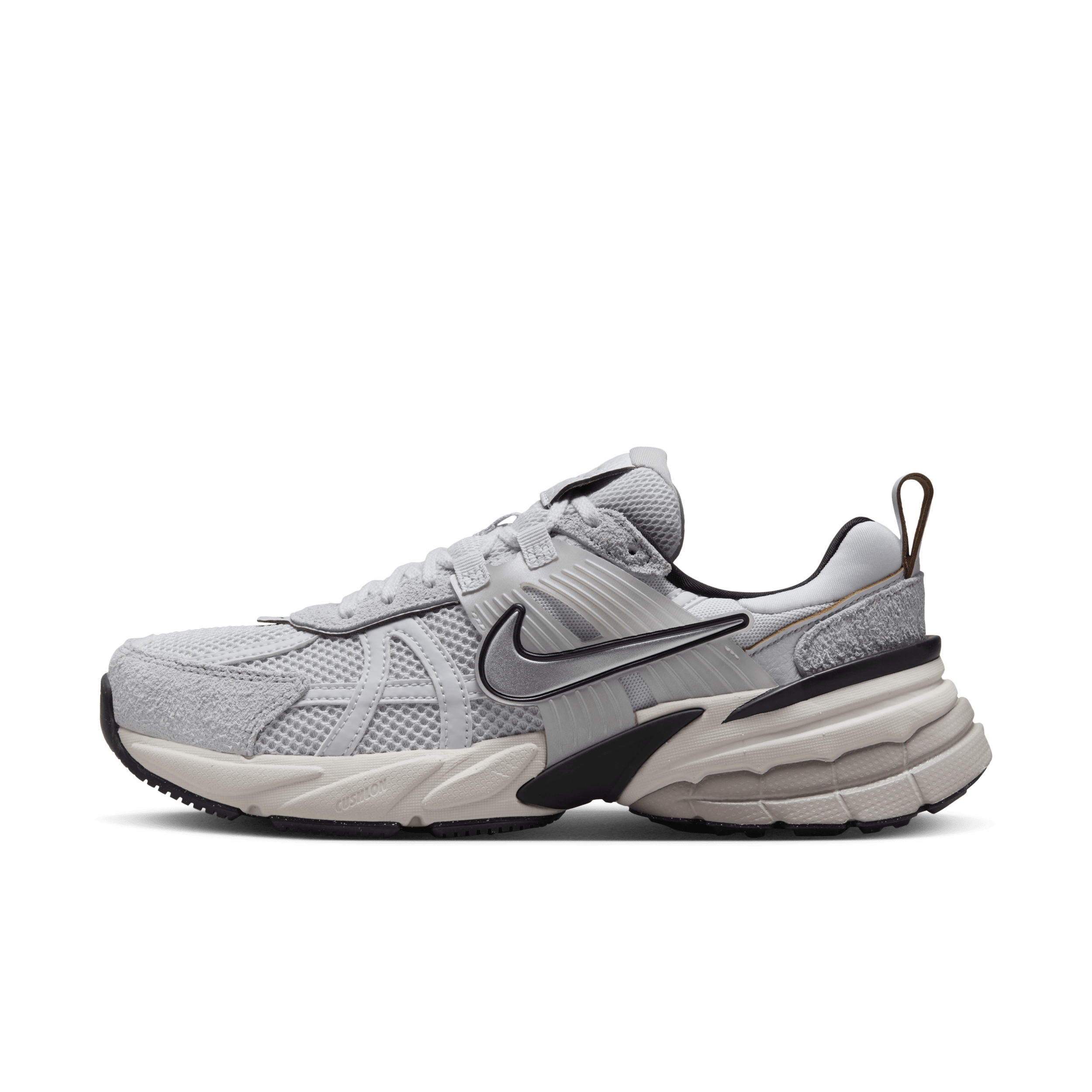 【ナイキ(NIKE)公式ストア】ナイキ V2K ラン ウィメンズシューズ FN6703-002 グレー 【ナイキ(NIKE)公式ストア】ナイキ V2K ラン ウィメンズシューズ FN6703-002 グレー