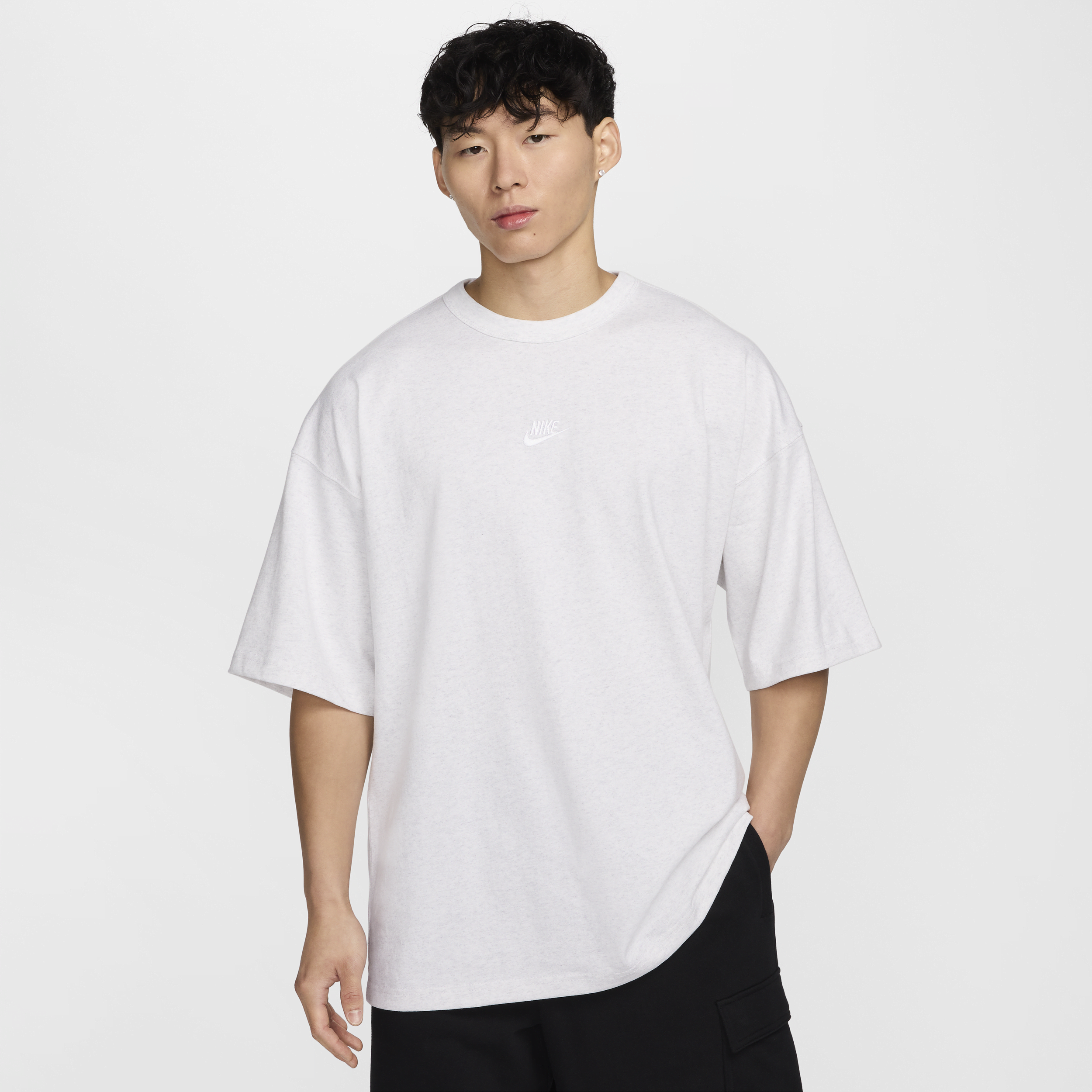 【ナイキ(NIKE)公式ストア】ナイキ スポーツウェア プレミアム エッセンシャル メンズ オーバーサイズド Tシャツ HF9607-051 ブラウン 【ナイキ(NIKE)公式ストア】ナイキ スポーツウェア プレミアム エッセンシャル メンズ オーバーサイズド Tシャツ HF9607-051 ブラウン