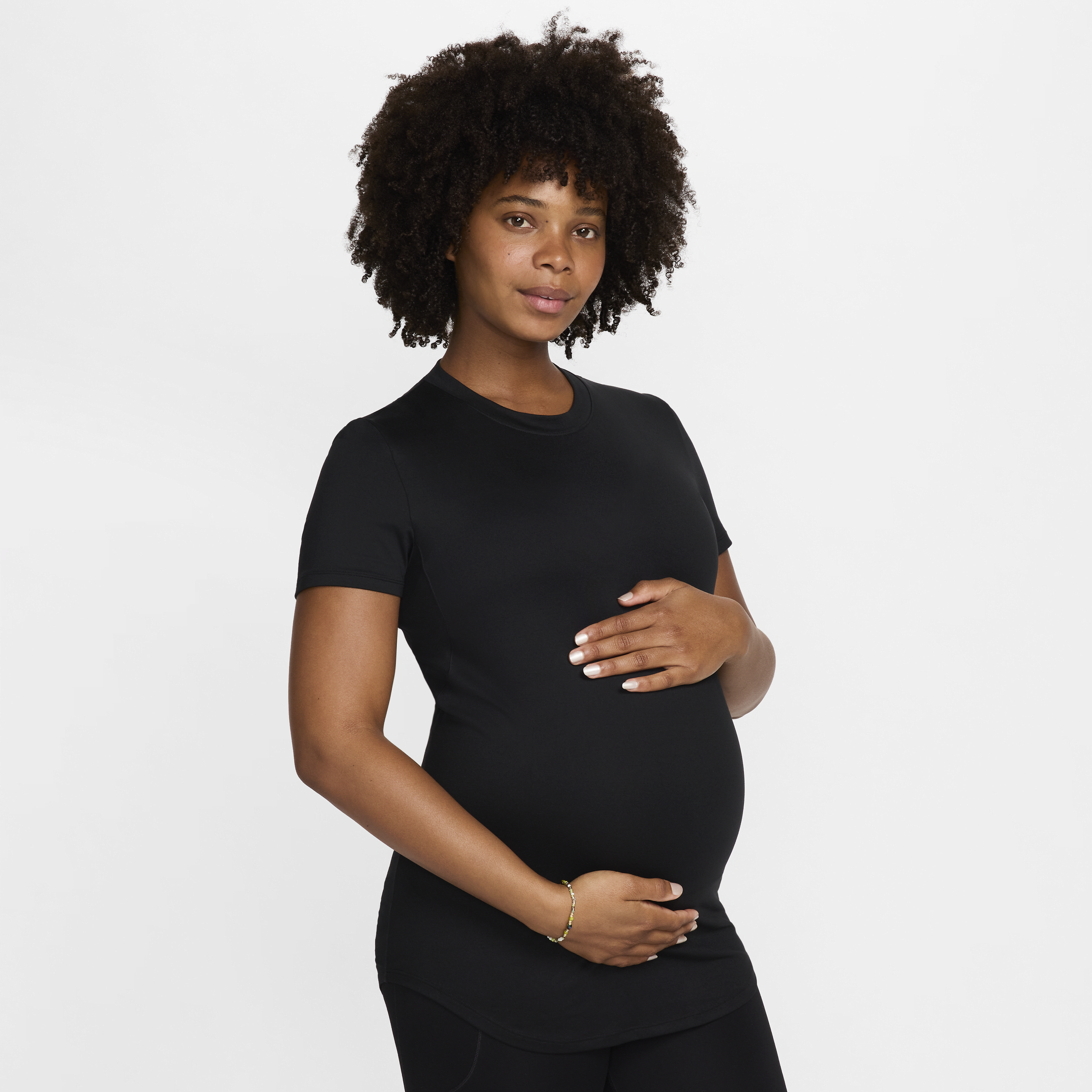 Nike (M) One Camiseta de manga corta con ajuste entallado Dri-FIT (Maternity) - Mujer - Negro