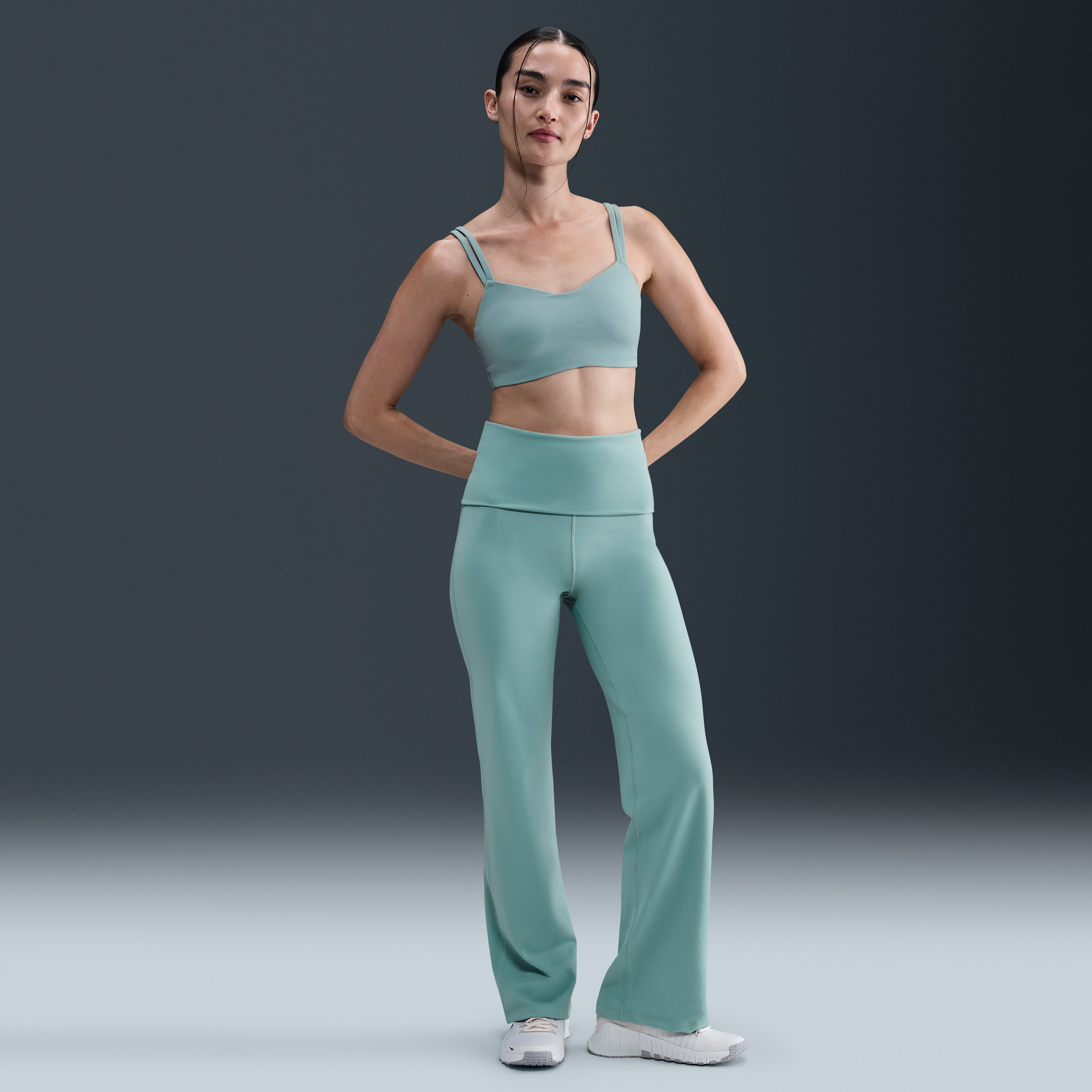 【ナイキ(NIKE)公式ストア】ナイキ ワン ウィメンズ Dri-FIT ハイウエスト フォールドオーバー パンツ FV7849-017 グリーン 【ナイキ(NIKE)公式ストア】ナイキ ワン ウィメンズ Dri-FIT ハイウエスト フォールドオーバー パンツ FV7849-017 グリーン