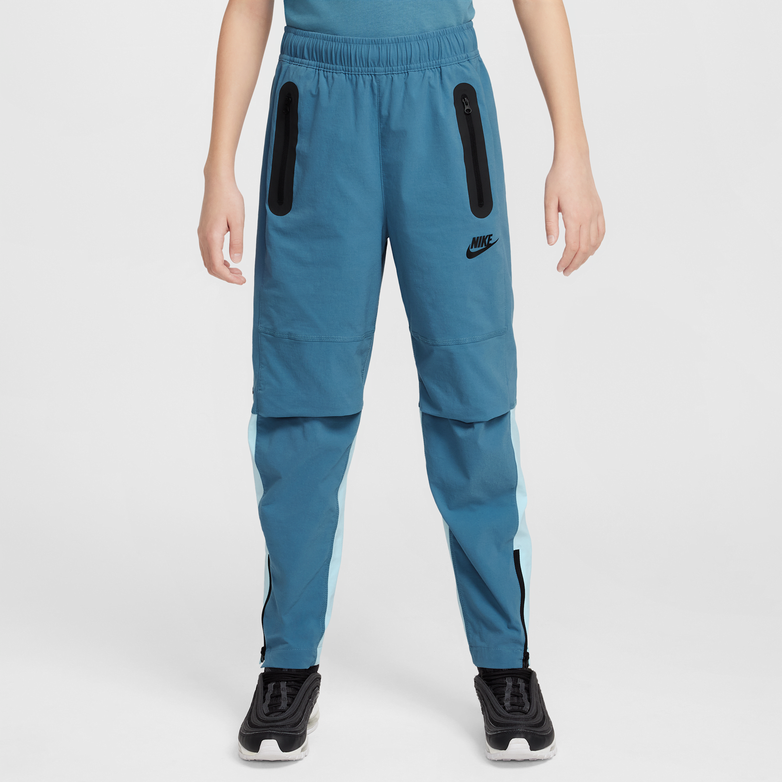 Pantaloni in tessuto Nike Tech – Ragazzo - Blu
