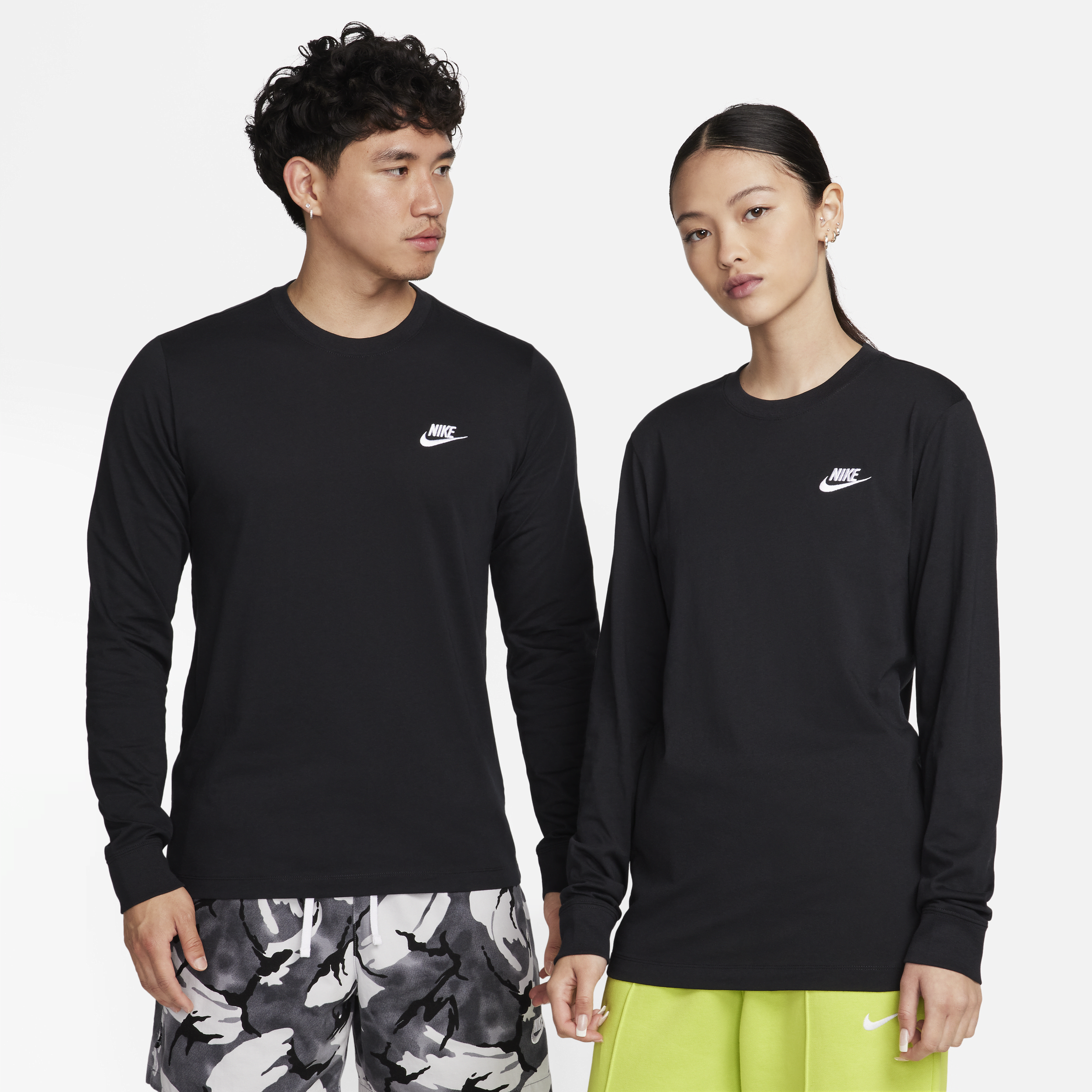 【ナイキ(NIKE)公式ストア】ナイキ スポーツウェア メンズ ロングスリーブ Tシャツ AR5194-010 ブラック 【ナイキ(NIKE)公式ストア】ナイキ スポーツウェア メンズ ロングスリーブ Tシャツ AR5194-010 ブラック