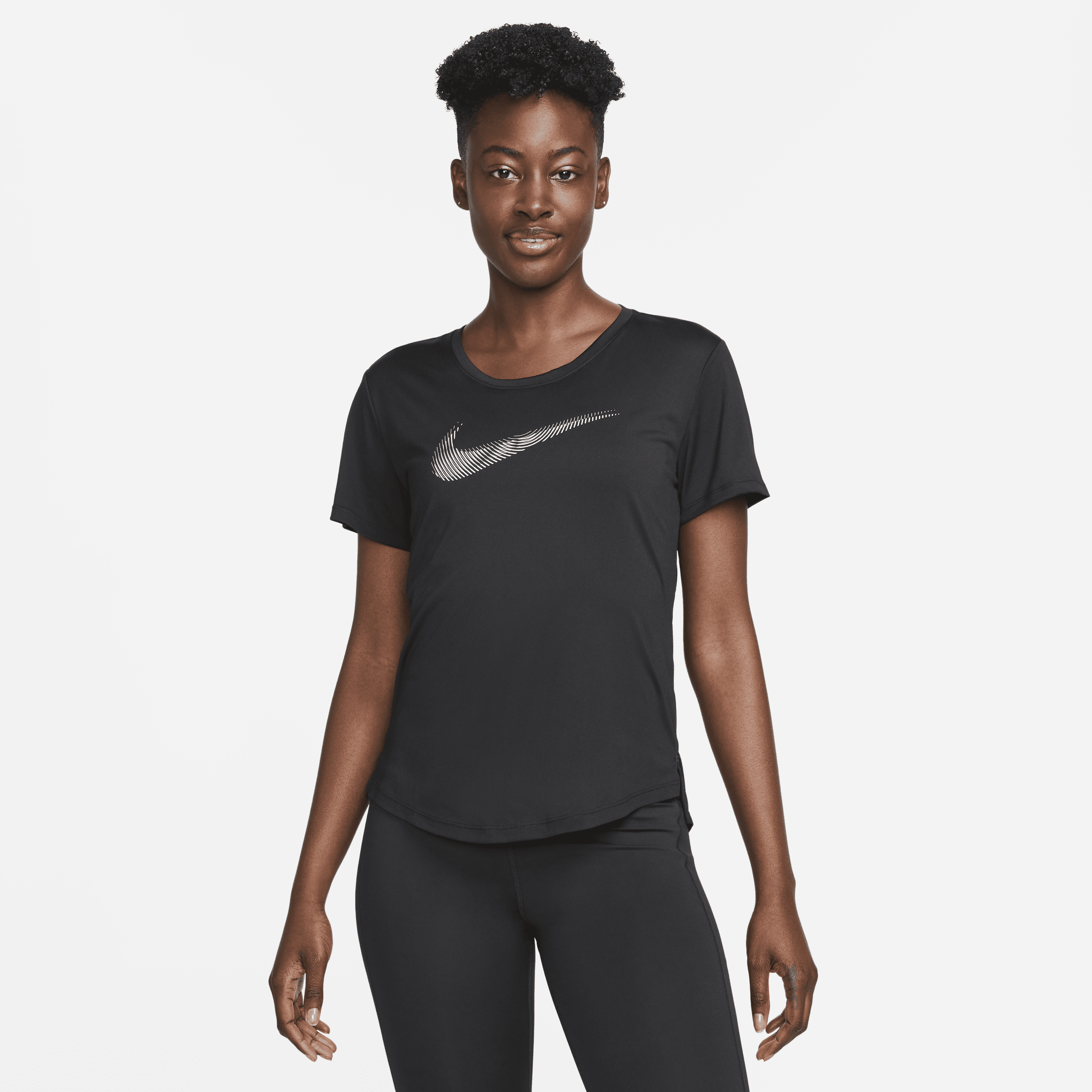 Kortærmet Nike Dri-FIT Swoosh-løbetop til kvinder - sort