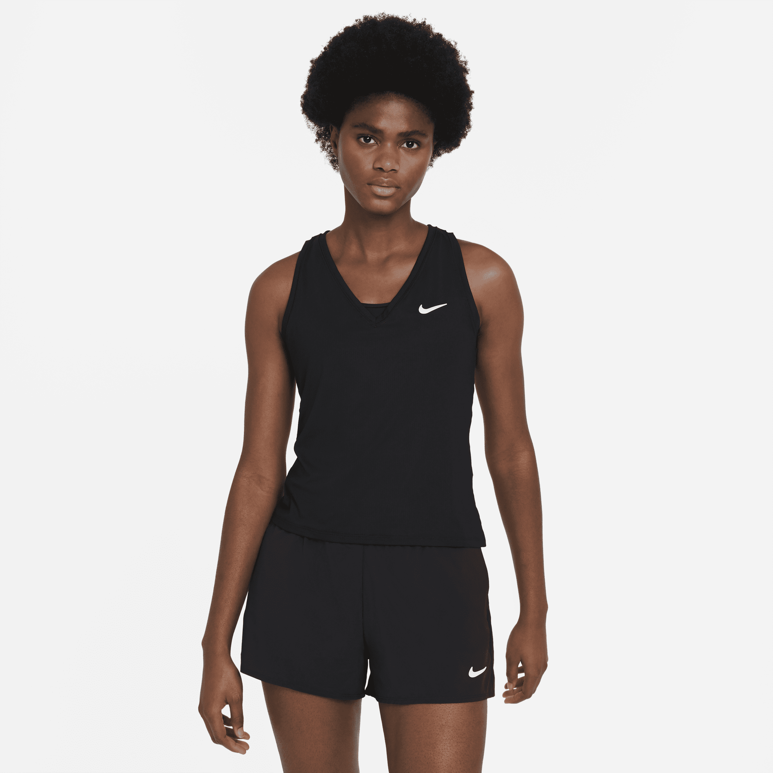 NikeCourt Victory-tennistanktop til kvinder - sort
