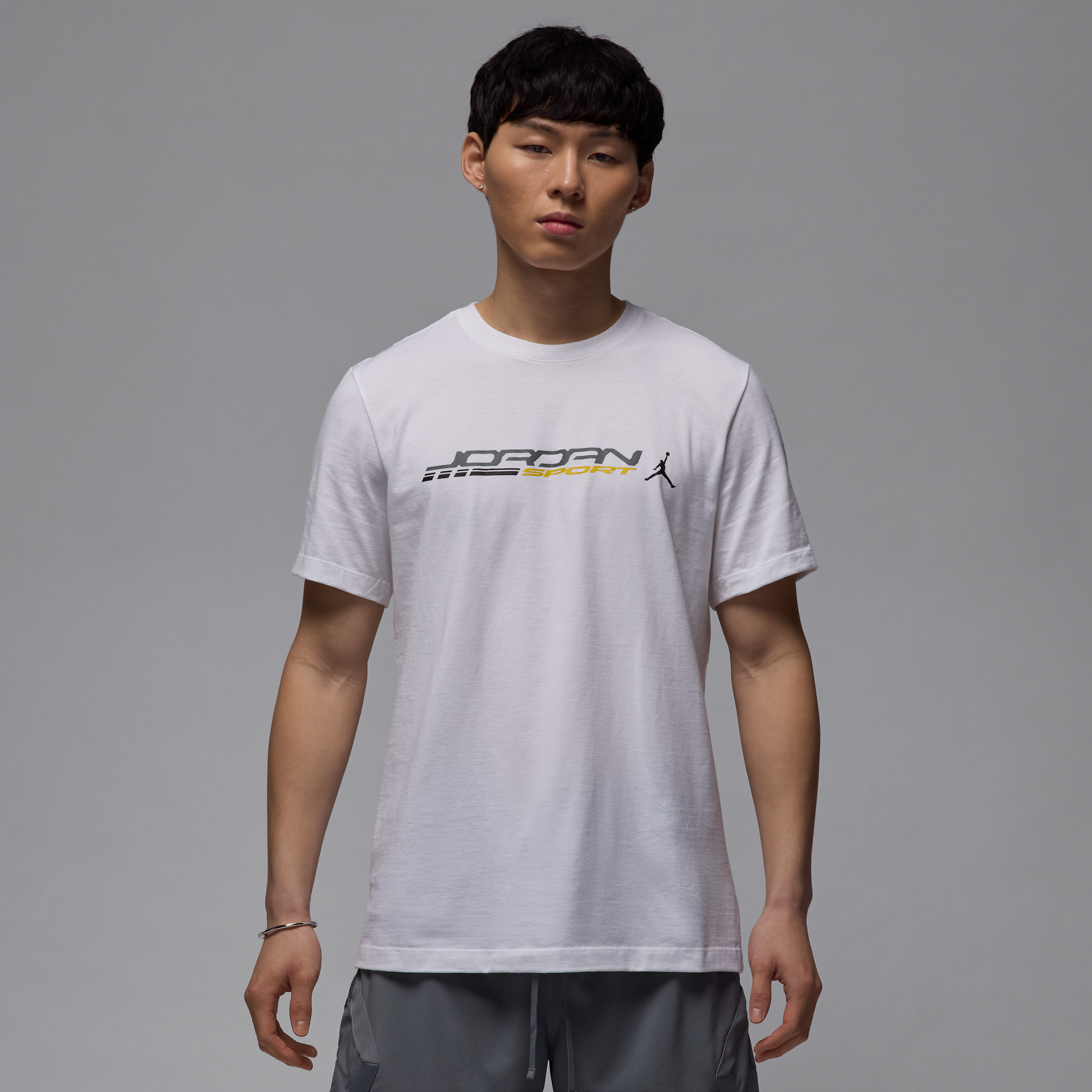 【ナイキ(NIKE)公式ストア】ジョーダン メンズ クルーネック Tシャツ IB8263-100 ホワイト 【ナイキ(NIKE)公式ストア】ジョーダン メンズ クルーネック Tシャツ IB8263-100 ホワイト
