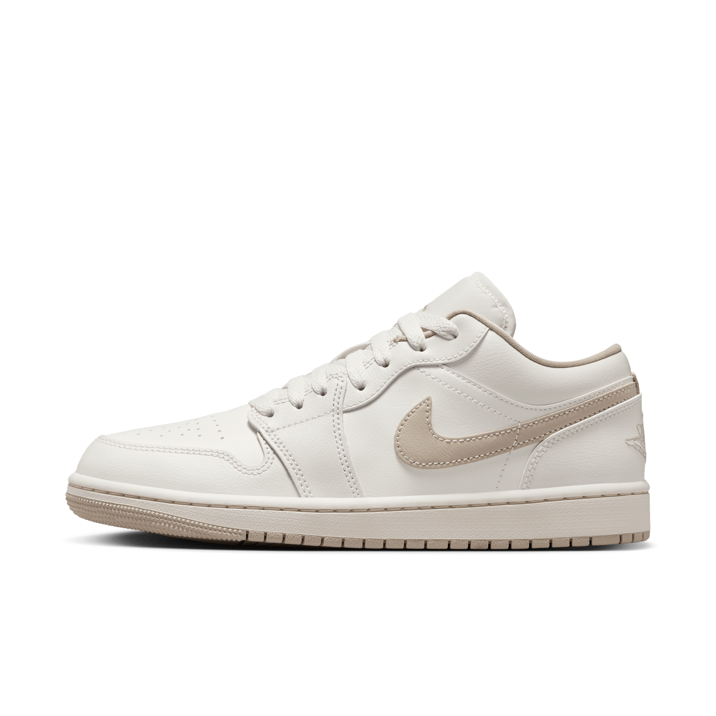【ナイキ(NIKE)公式ストア】エア ジョーダン 1 LOW ウィメンズシューズ DC0774-112 ホワイト 【ナイキ(NIKE)公式ストア】エア ジョーダン 1 LOW ウィメンズシューズ DC0774-112 ホワイト