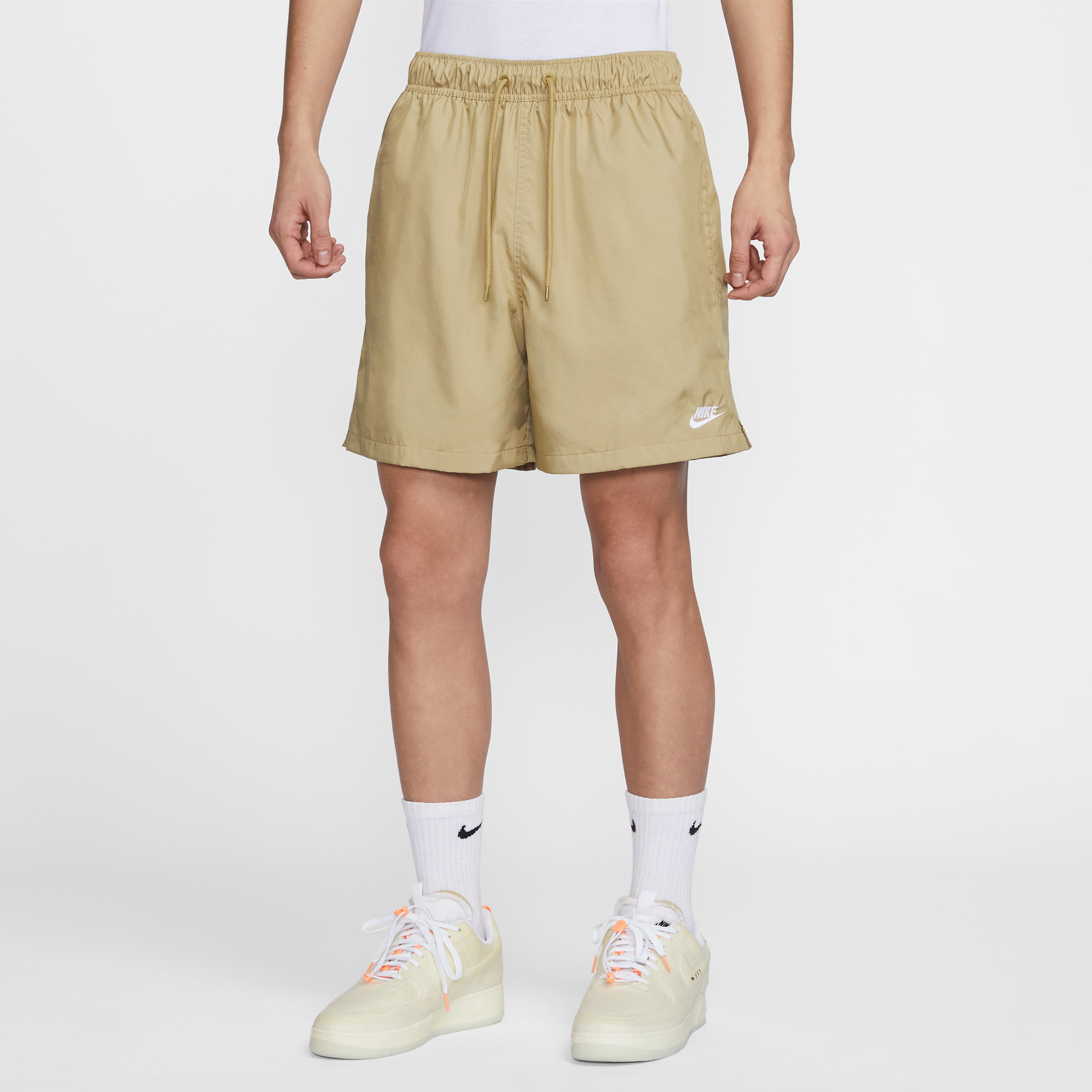 【ナイキ(NIKE)公式ストア】ナイキ クラブ メンズ ウーブン フロー ショートパンツ FN3308-297 ブラウン 【ナイキ(NIKE)公式ストア】ナイキ クラブ メンズ ウーブン フロー ショートパンツ FN3308-297 ブラウン