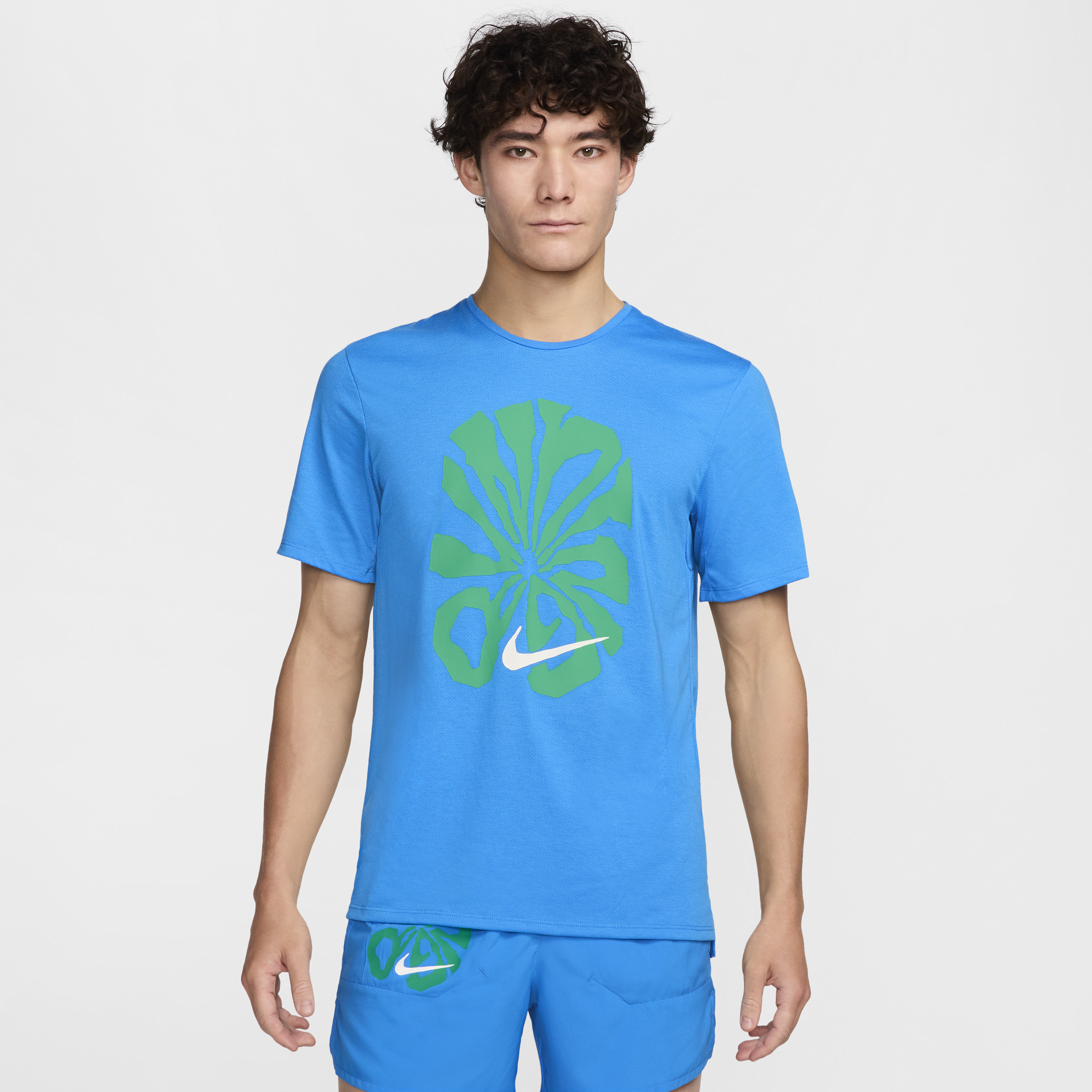【ナイキ(NIKE)公式ストア】ナイキ ライズ 365 ラン エナジー メンズ Dri-FIT ショートスリーブ ランニングトップ FZ1081-435 ブルー 【ナイキ(NIKE)公式ストア】ナイキ ライズ 365 ラン エナジー メンズ Dri-FIT ショートスリーブ ランニングトップ FZ1081-435 ブルー