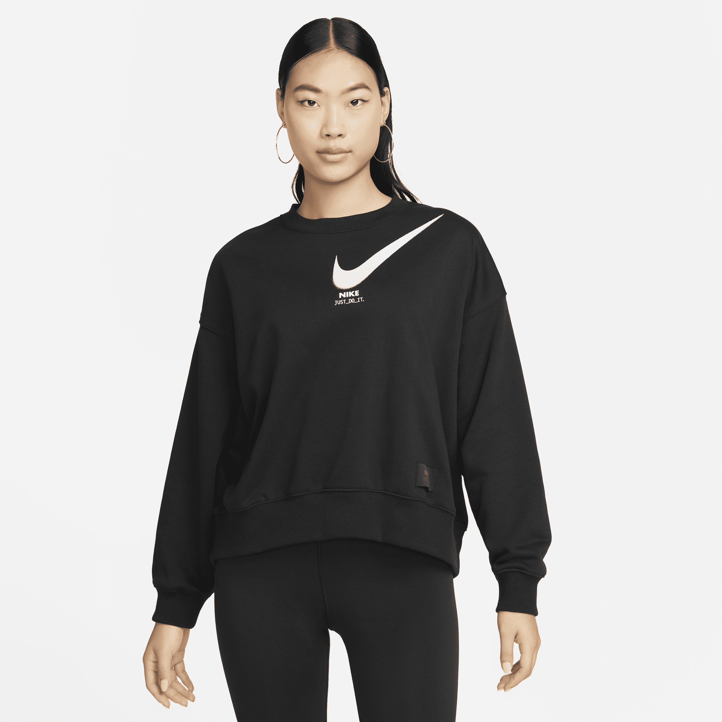 【ナイキ(NIKE)公式ストア】ナイキ スポーツウェア シティ ユーティリティ ウィメンズ オーバーオーバーサイズド フレンチ テリー クルーネック スウェットシャツ DV8019-010 ブラック 【ナイキ(NIKE)公式ストア】ナイキ スポーツウェア シティ ユーティリティ ウィメンズ オーバーオーバーサイズド フレンチ テリー クルーネック スウェットシャツ DV8019-010 ブラック