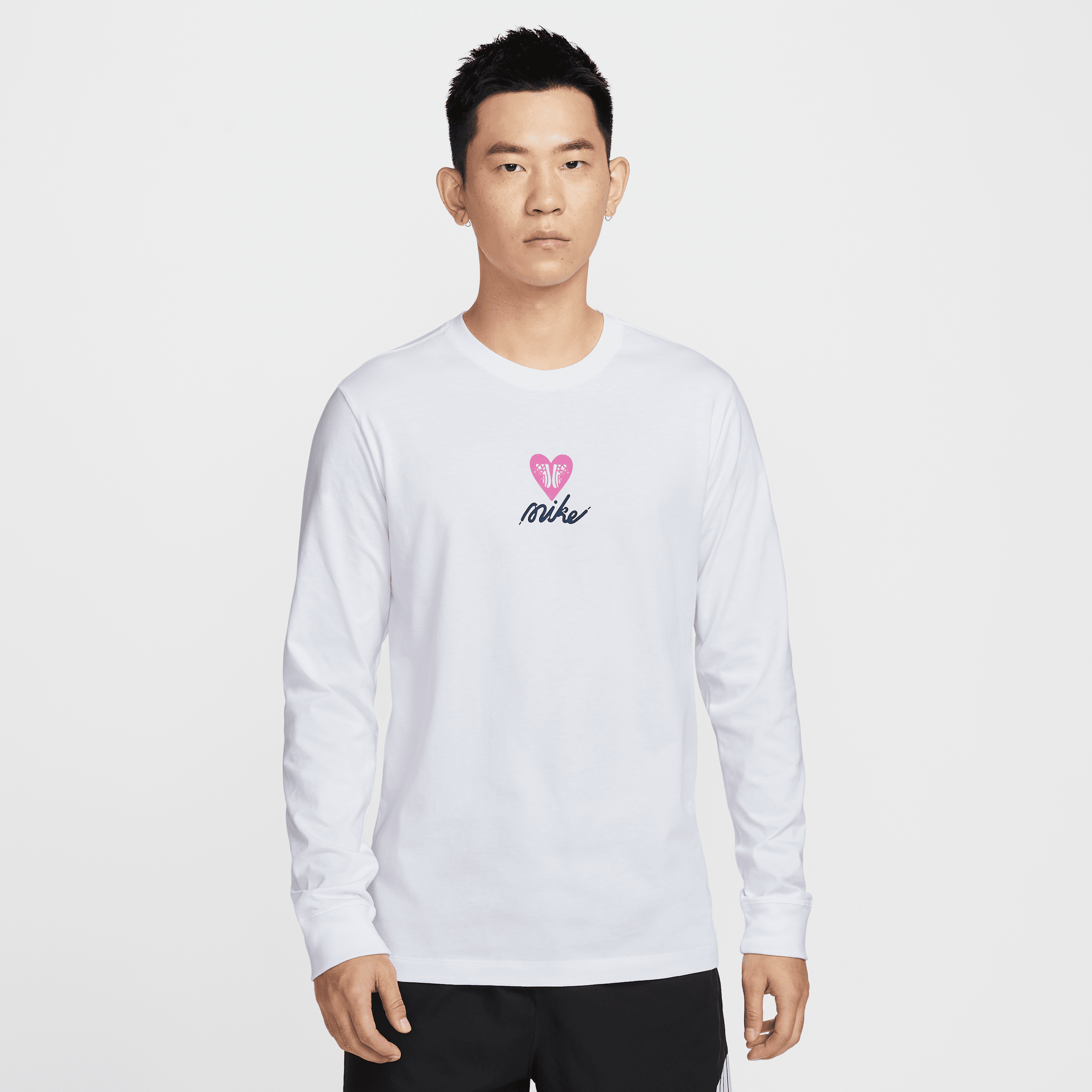 【ナイキ(NIKE)公式ストア】ナイキ スポーツウェア ロングスリーブ Tシャツ HV9808-100 ホワイト 【ナイキ(NIKE)公式ストア】ナイキ スポーツウェア ロングスリーブ Tシャツ HV9808-100 ホワイト