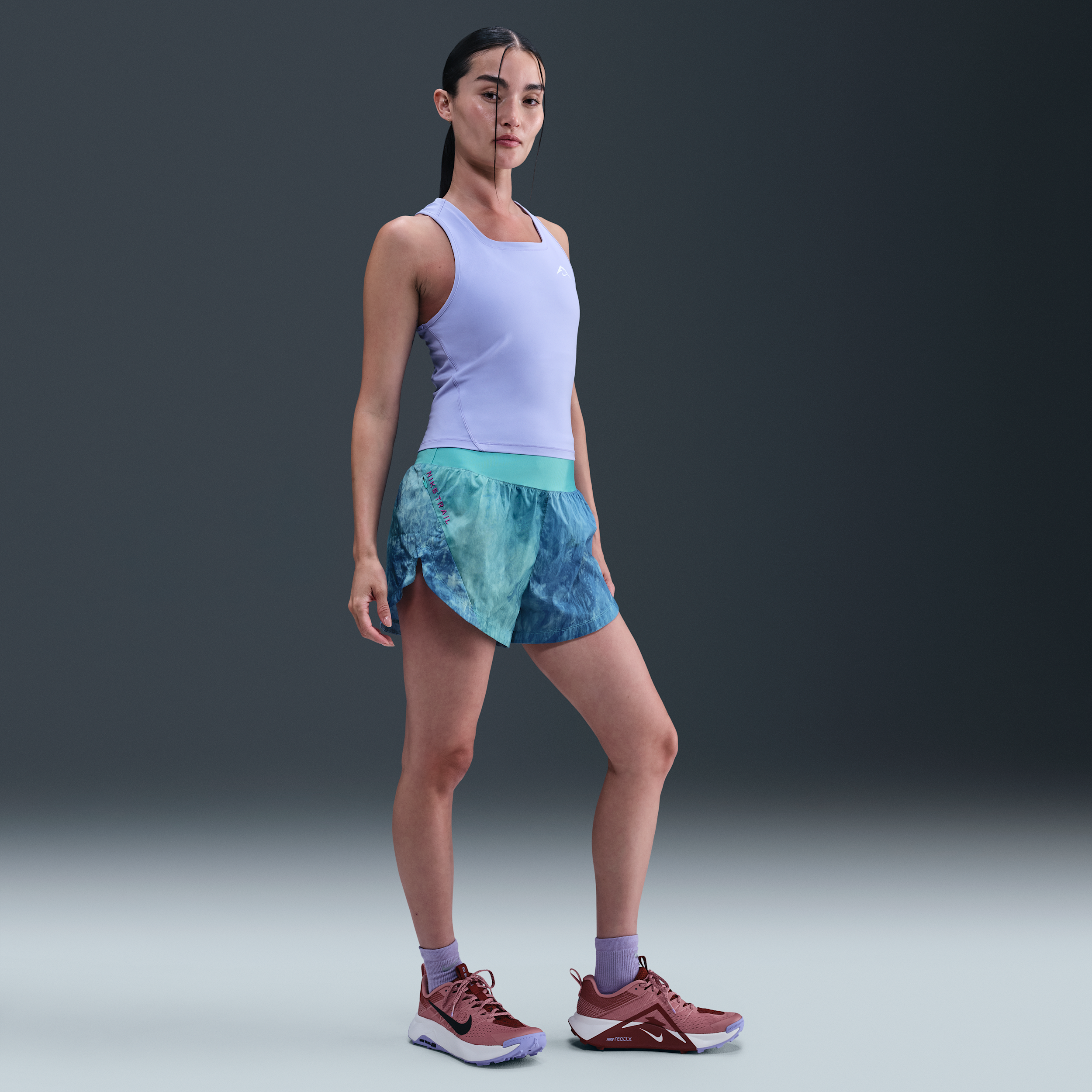 【ナイキ(NIKE)公式ストア】ナイキ トレイル ウィメンズ レペル ミッドライズ 8cm ランニングショートパンツ (インナー付き) FN2648-300 グリーン 【ナイキ(NIKE)公式ストア】ナイキ トレイル ウィメンズ レペル ミッドライズ 8cm ランニングショートパンツ (インナー付き) FN2648-300 グリーン