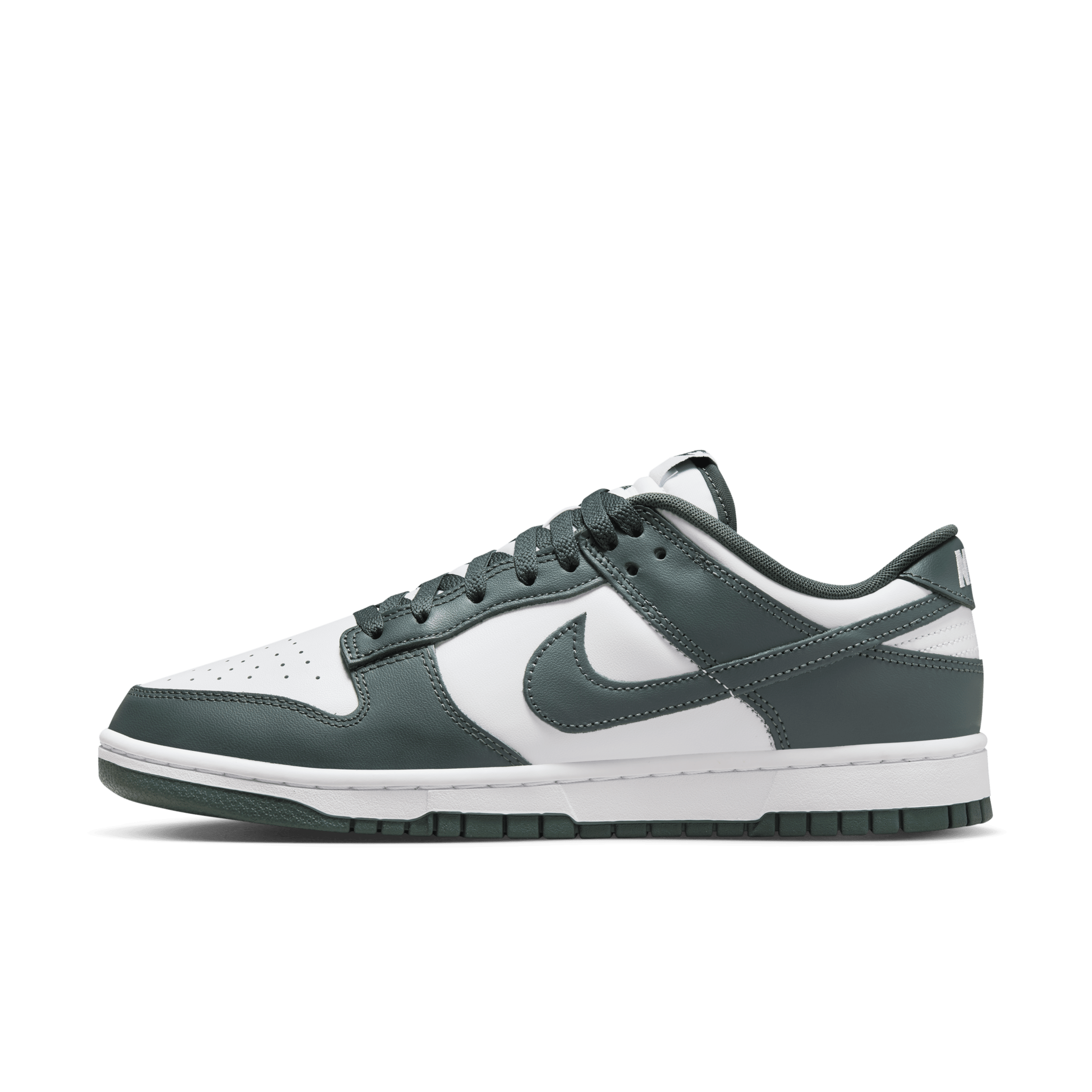 【ナイキ(NIKE)公式ストア】ナイキ ダンク LOW レトロ メンズシューズ DV0833-111 ホワイト 【ナイキ(NIKE)公式ストア】ナイキ ダンク LOW レトロ メンズシューズ DV0833-111 ホワイト