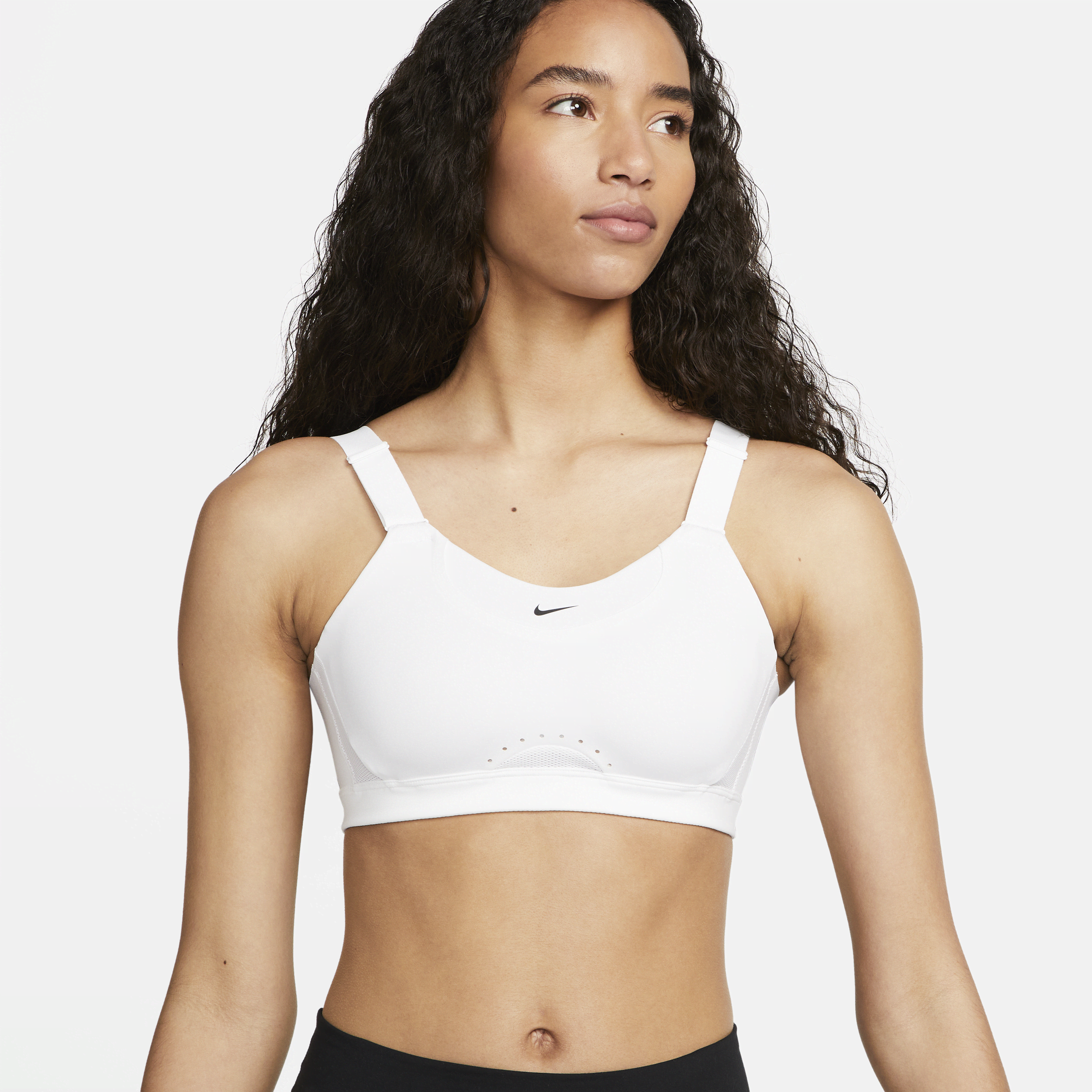 Justerbar Nike Alpha-sports-bh med højt støtteniveau og indlæg til kvinder - hvid